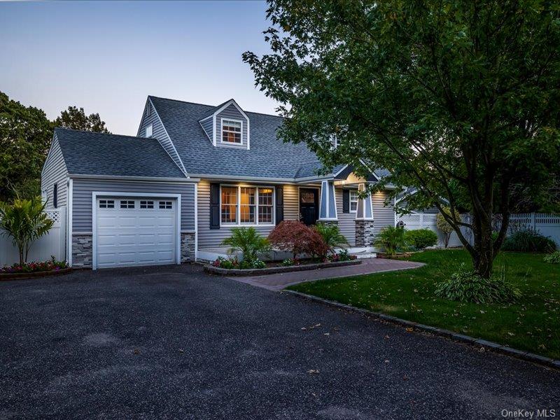 #1 photo, 895 Sycamore Avenue, Bohemia , NY 11716