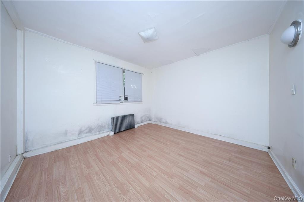 #12 photo, 2132 E 16th Street, ブルックリン区 Brooklyn , NY 11229