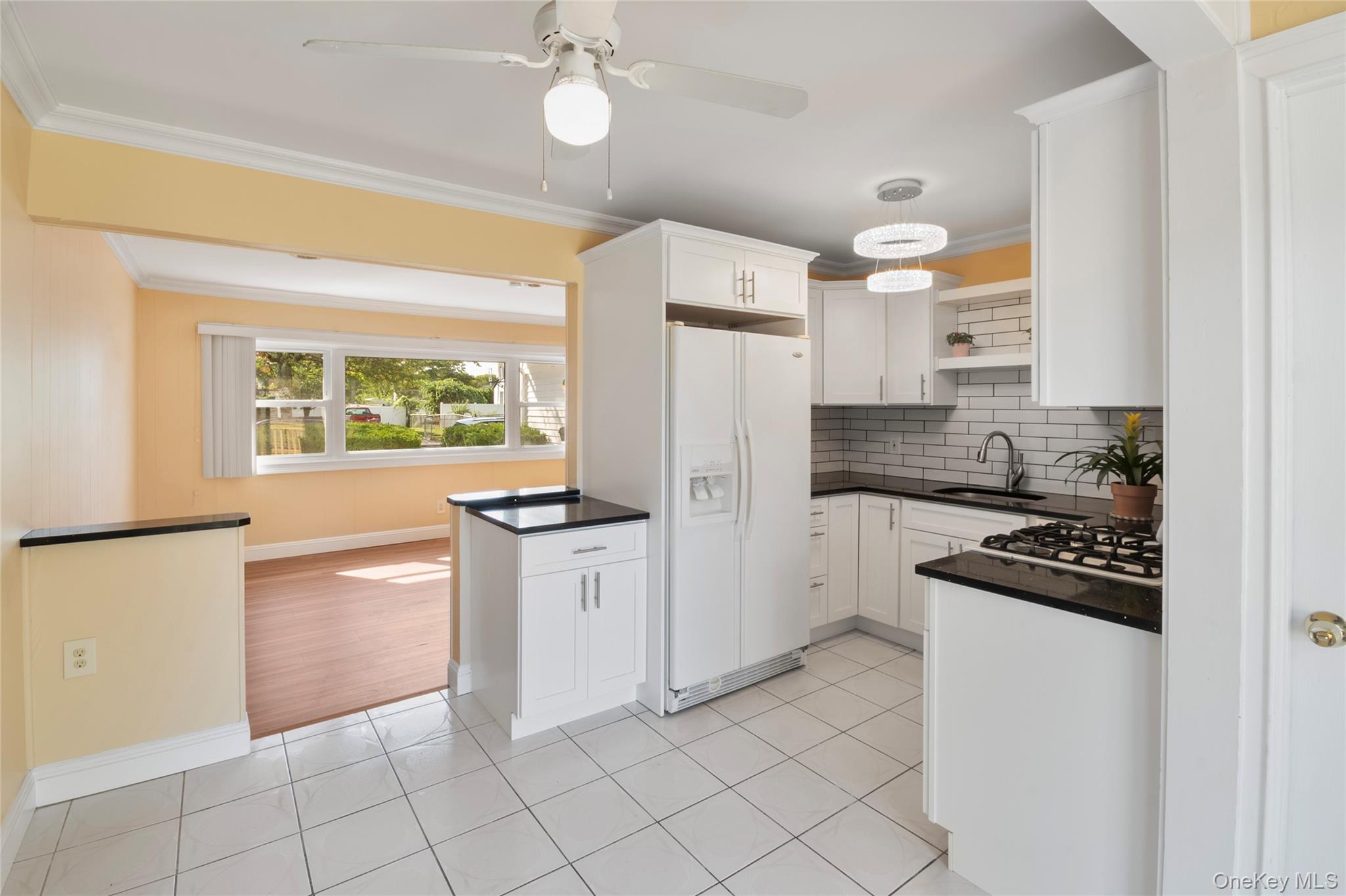 #17 photo, 3 Poplar Street, Central Islip , NY 11722