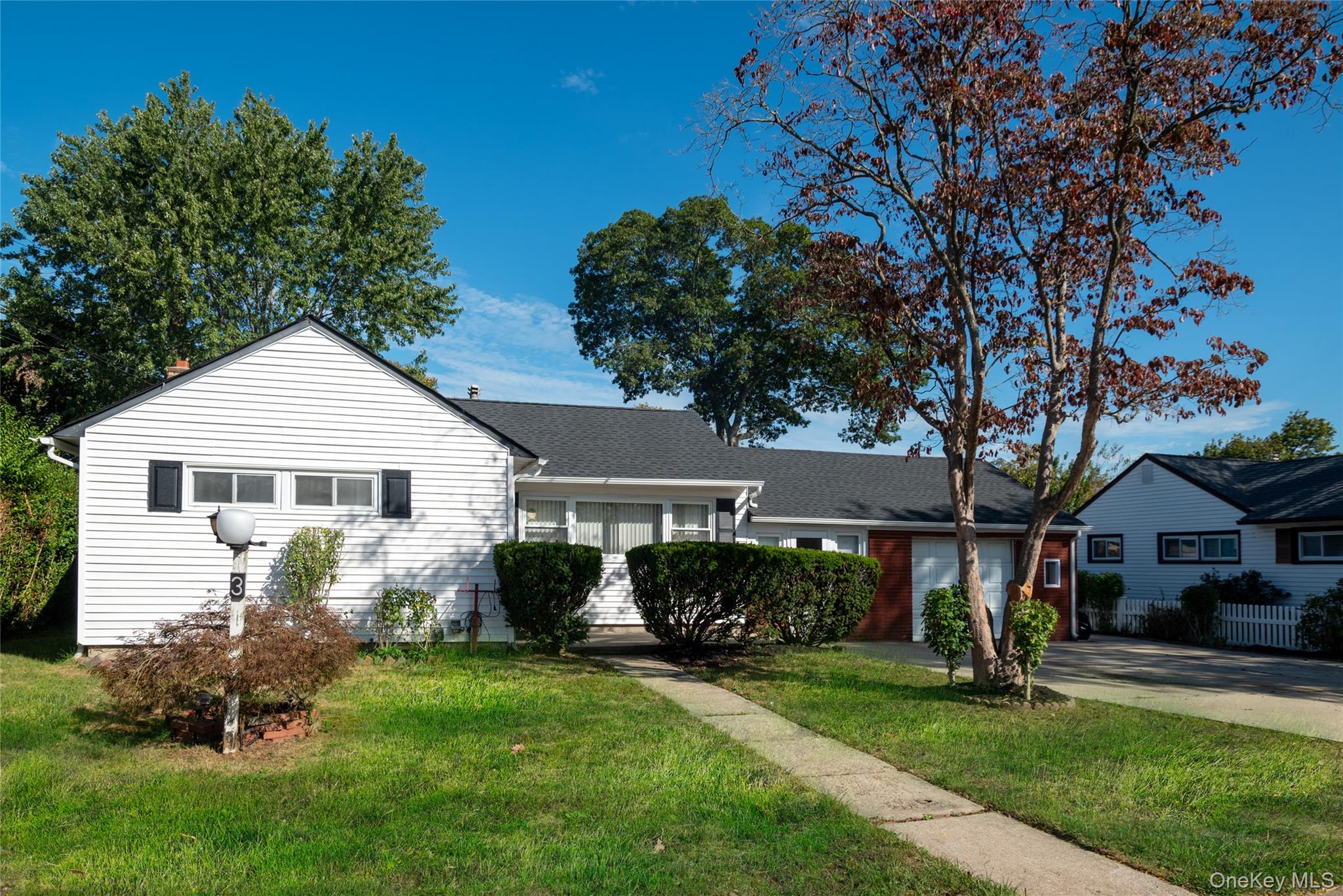 #2 photo, 3 Poplar Street, Central Islip , NY 11722