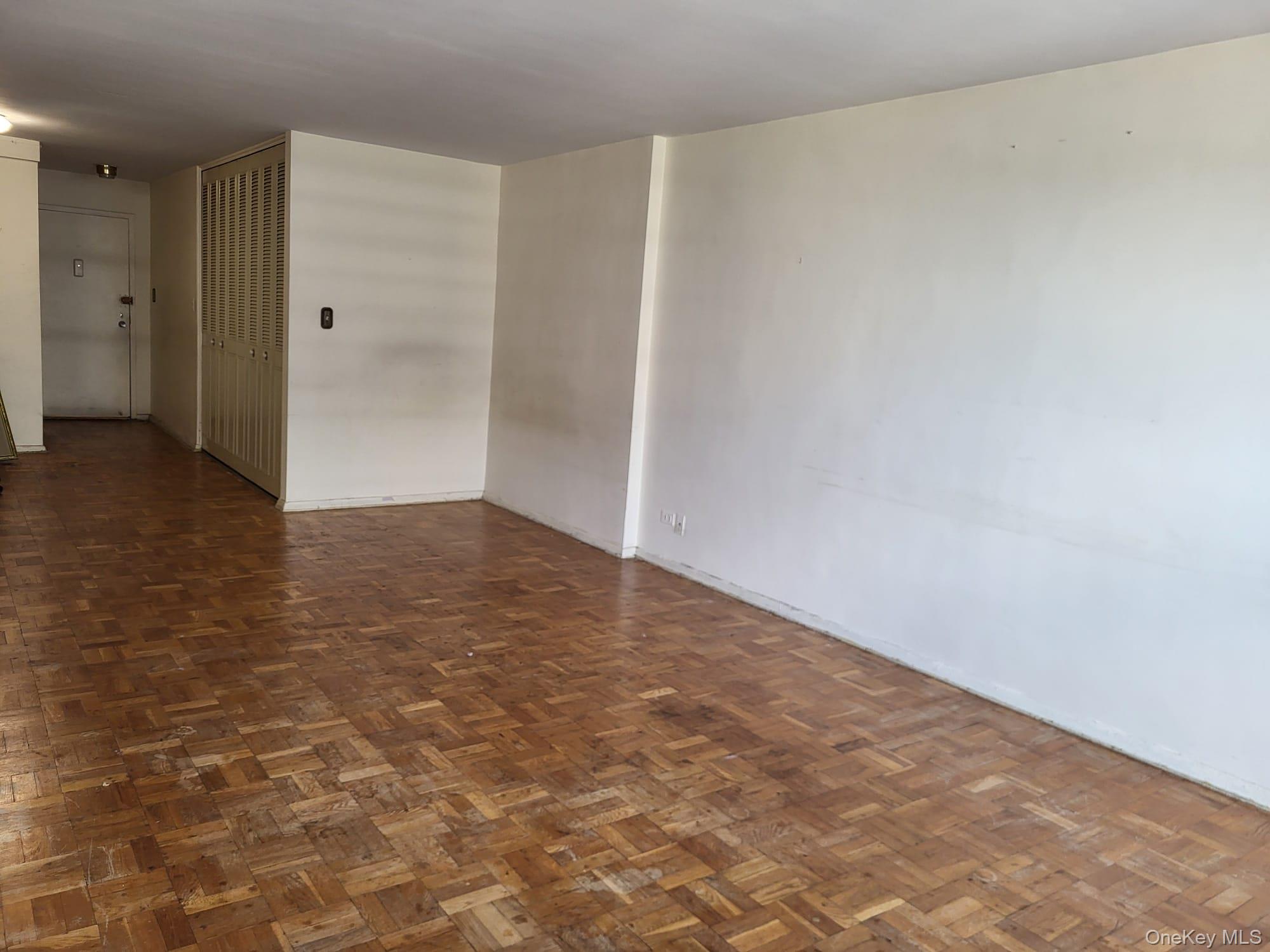 #6 photo, 10210 66th Road, クイーンズ区 Forest Hills , NY 11375