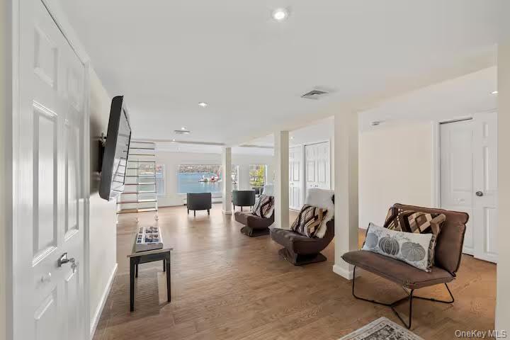 #15 photo, 31 Wayne Avenue, Verplanck , NY 10596