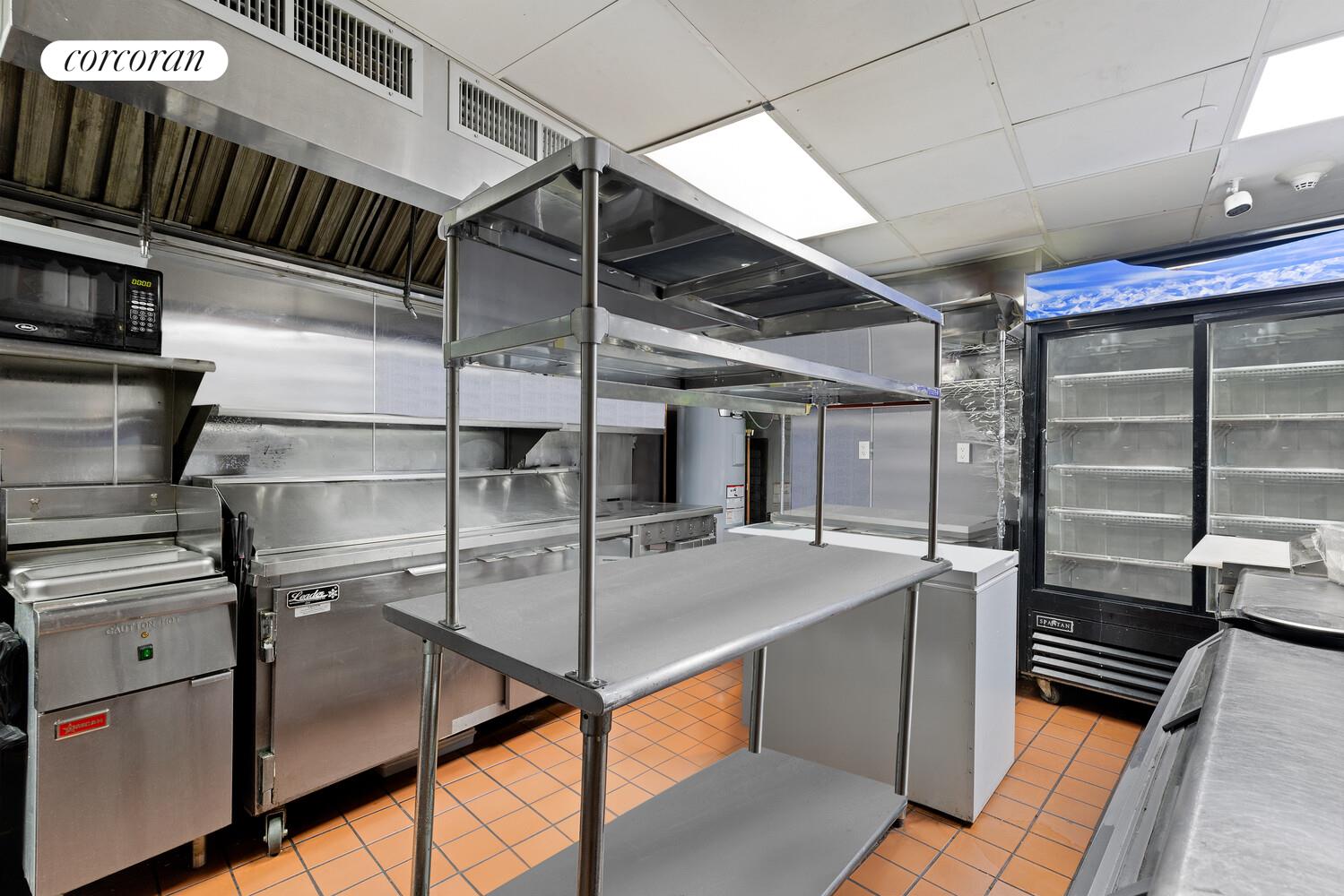 #7 photo, Flushing, Flushing , NY 11354