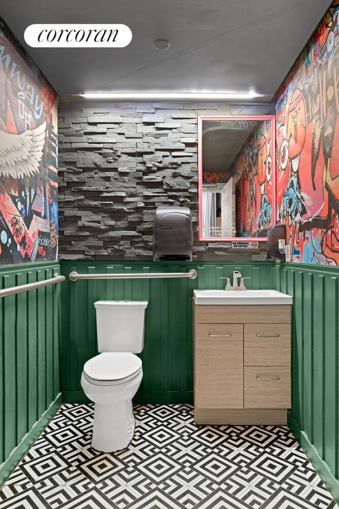 #8 photo, Flushing, Flushing , NY 11354