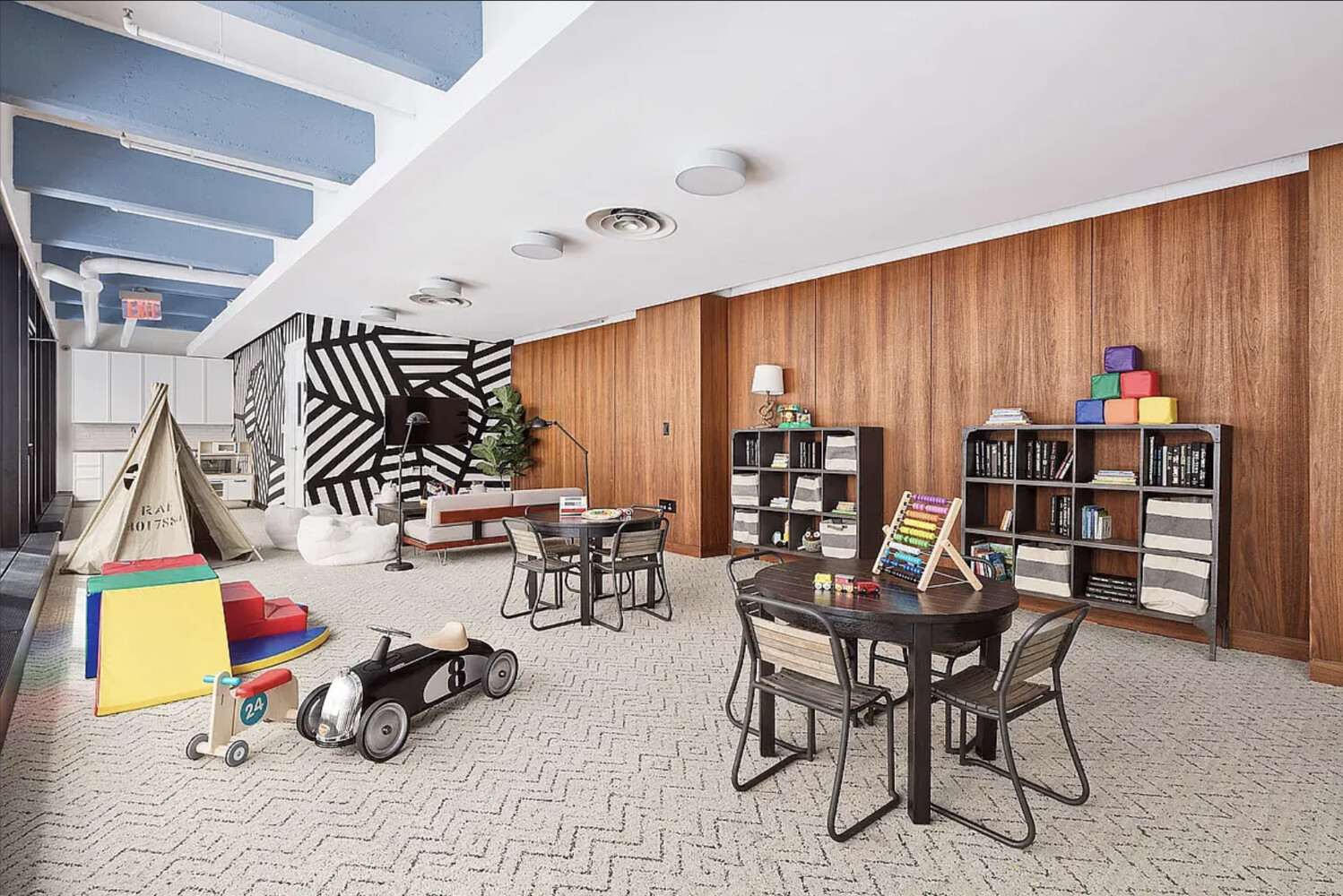 #15 photo, 184 KENT Avenue, ブルックリン区 Williamsburg,North , NY 11249