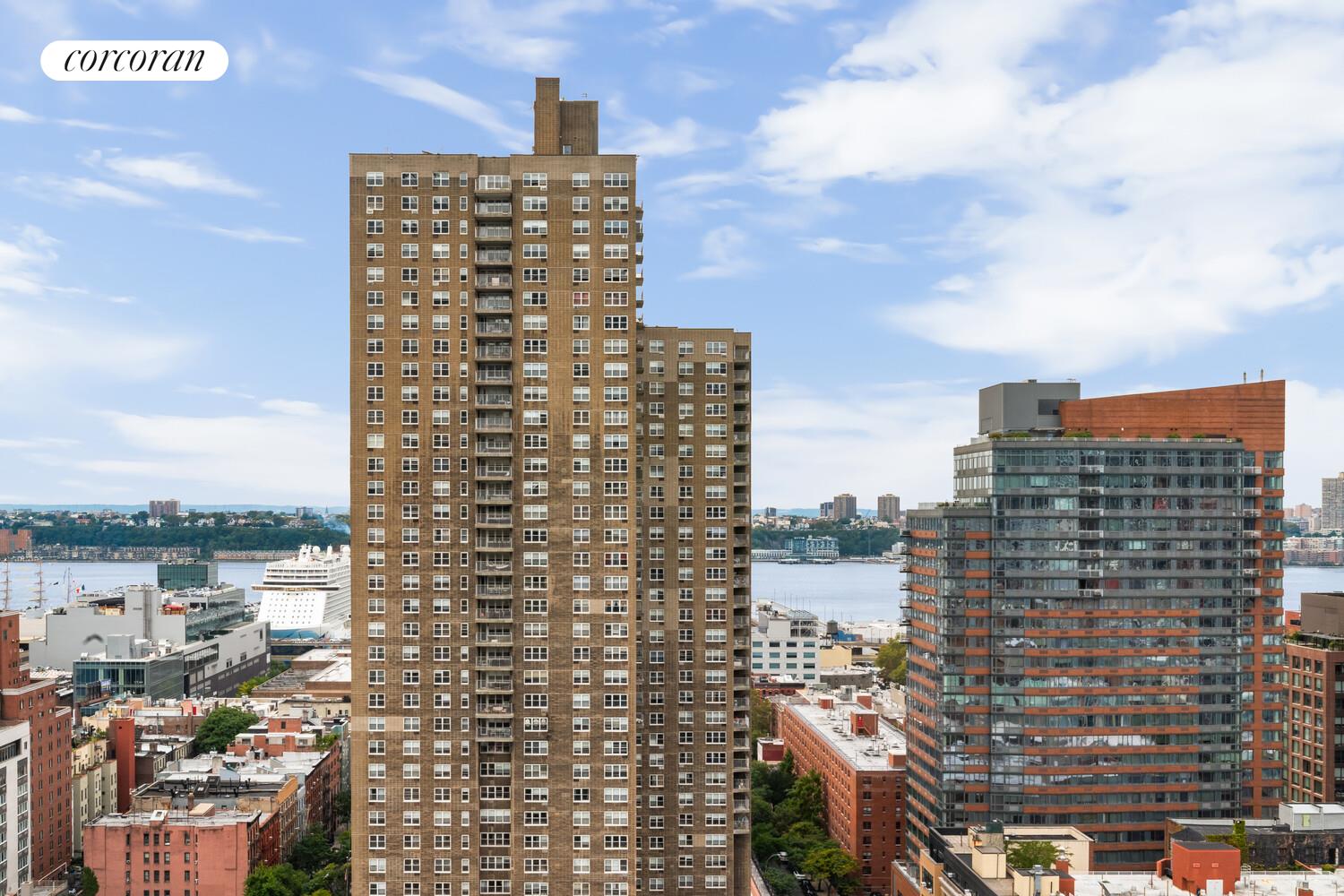 #16 photo, 425 W 50TH Street, マンハッタン Hells Kitchen , NY 10019