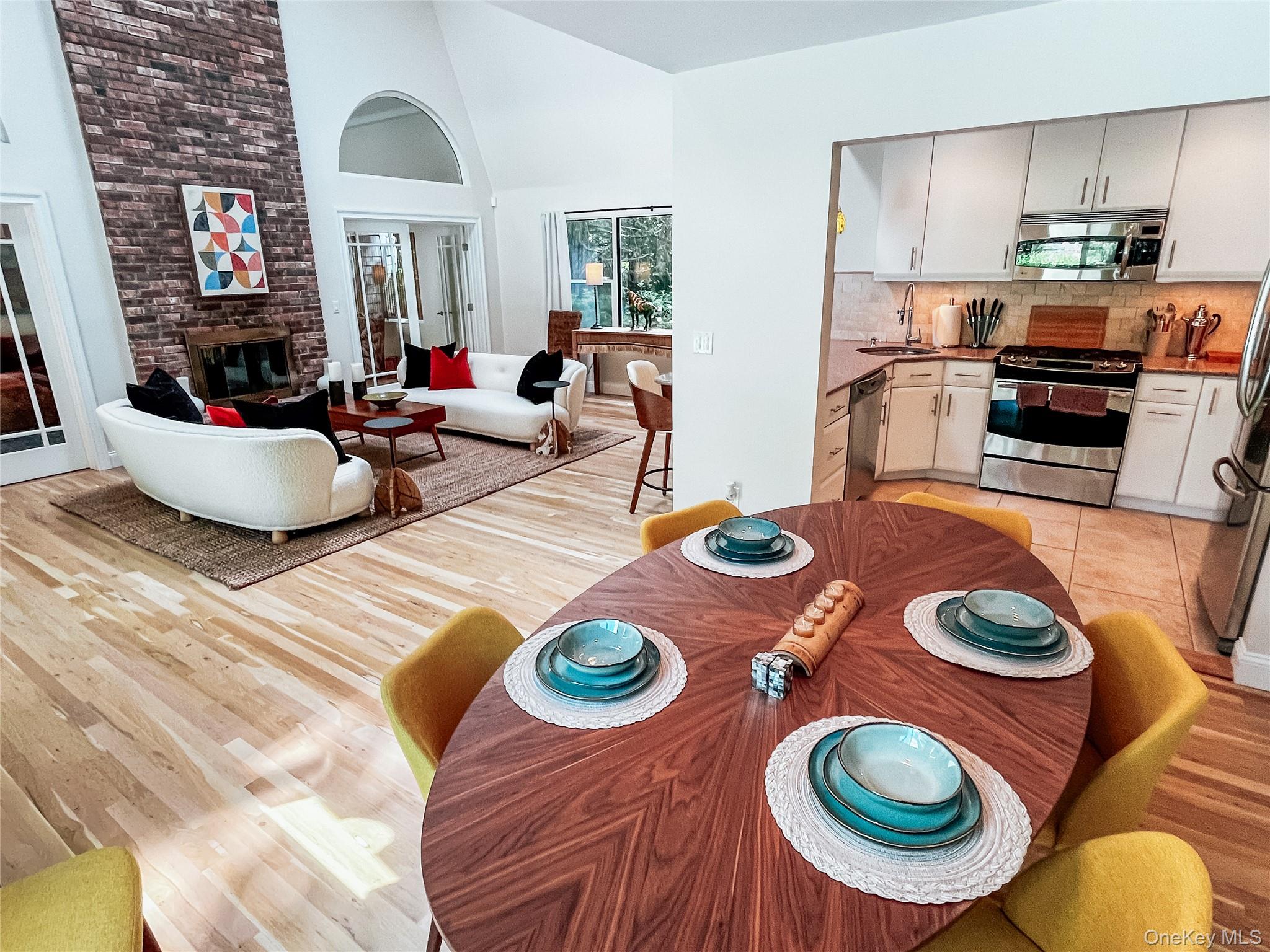 #13 photo, 220 Pleasure Drive, サフォーク郡 Riverhead , NY 11901