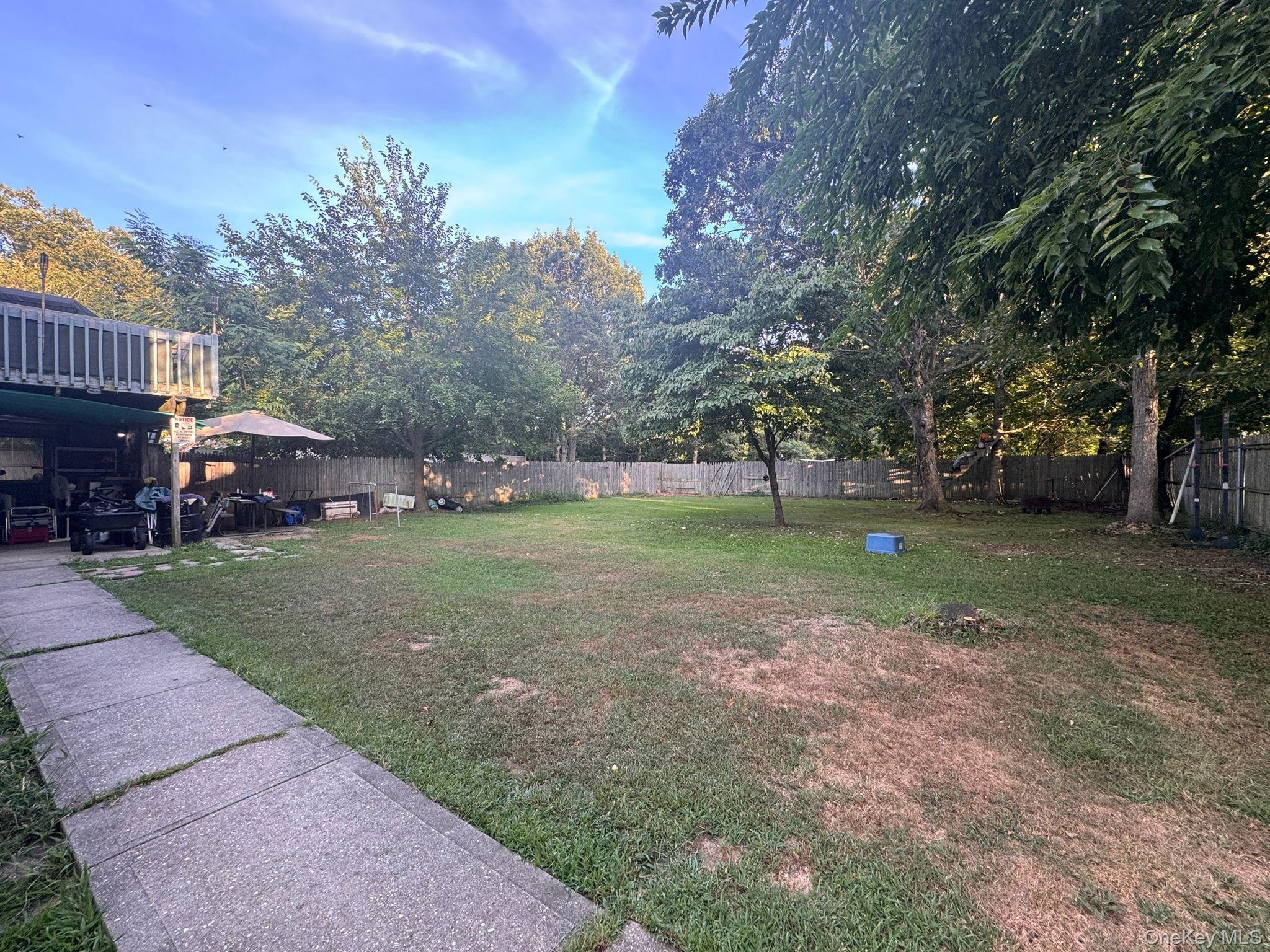 #12 photo, 260 Oceanside Street, מחוז סאפוק Islip Terrace , NY 11752