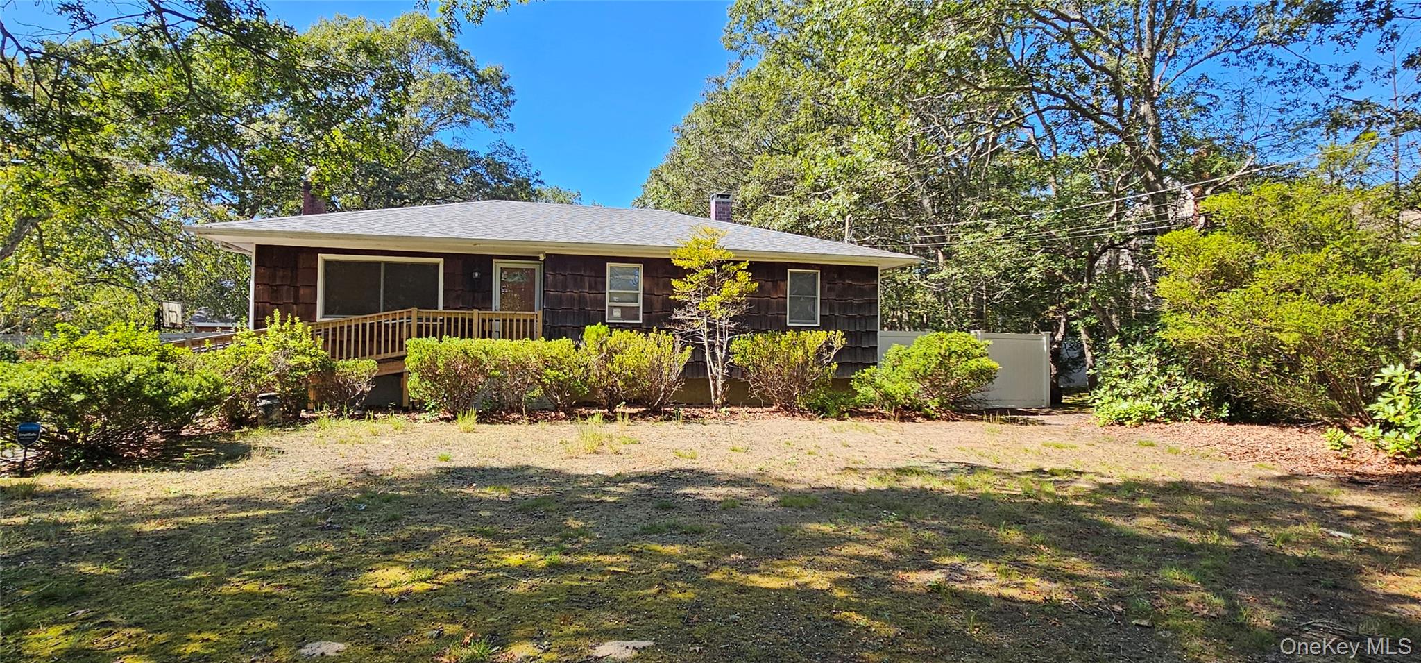 #1 photo, 50 N Trainor Avenue, 东长岛 Manorville , NY 11949