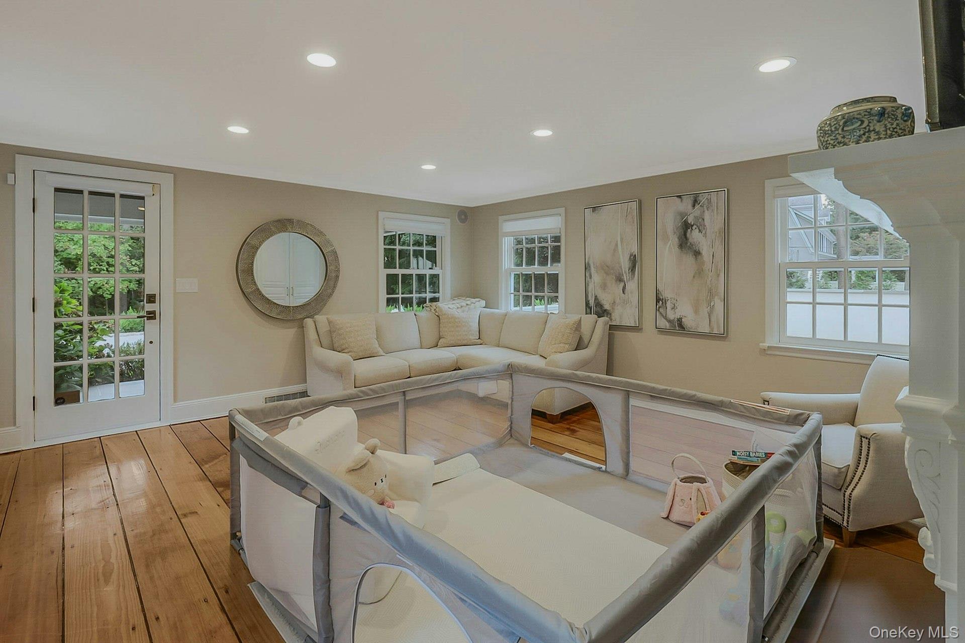 #11 photo, 236 Berry Hill Road, Syosset , NY 11791