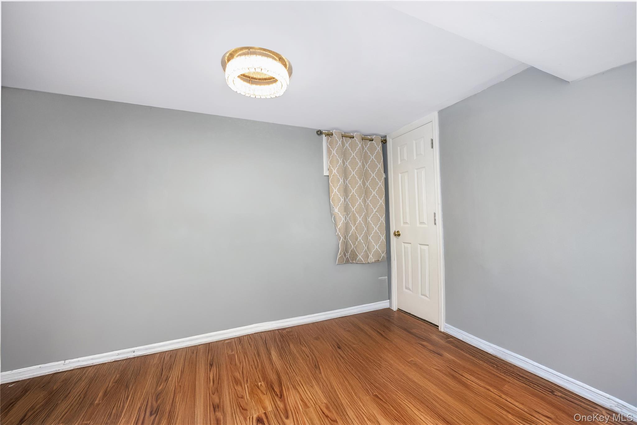 #12 photo, 86-35 77th Street, クイーンズ区 Woodhaven , NY 11421