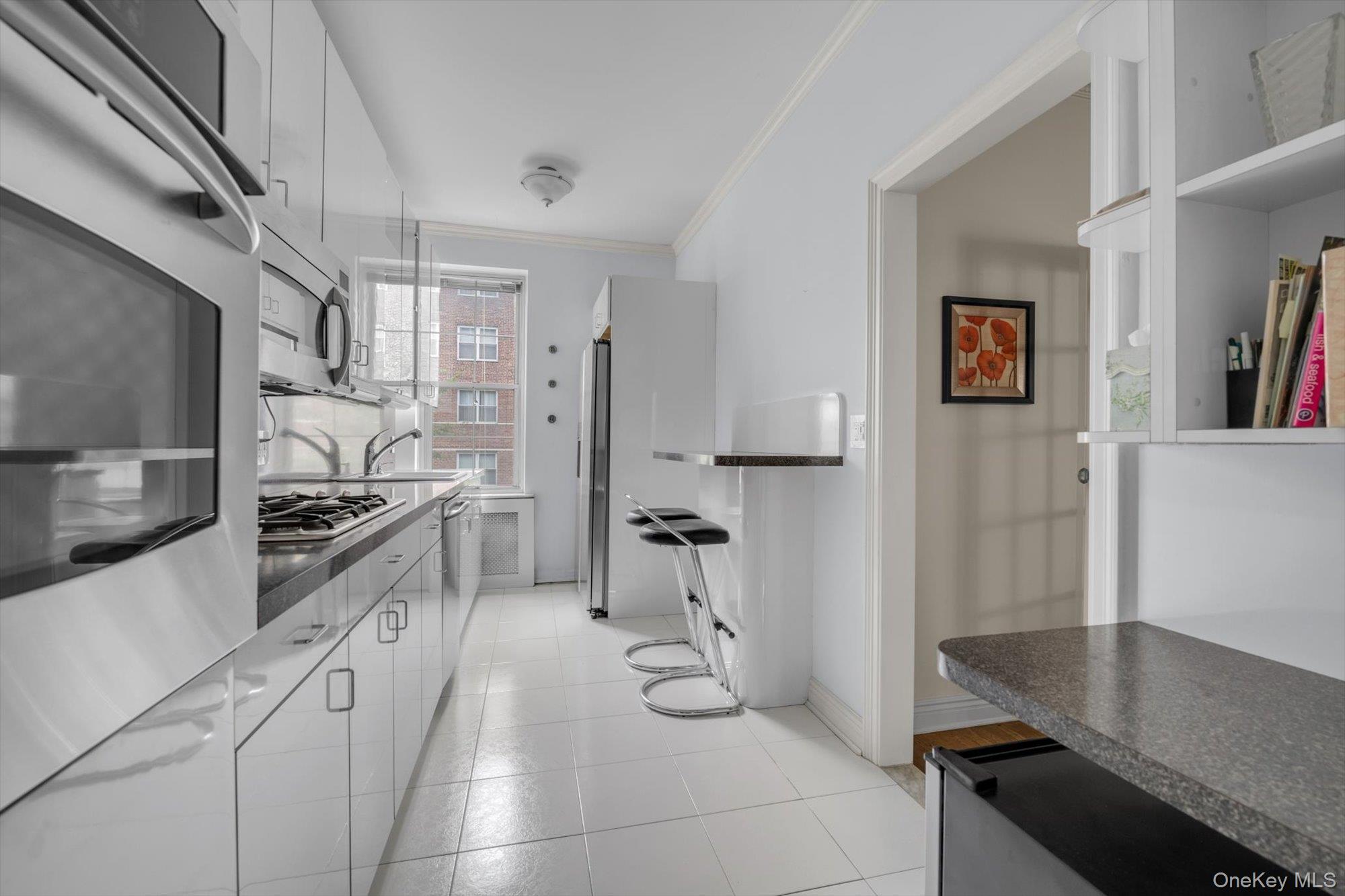 #10 photo, 68-10 108 Street, クイーンズ区 Forest Hills , NY 11375