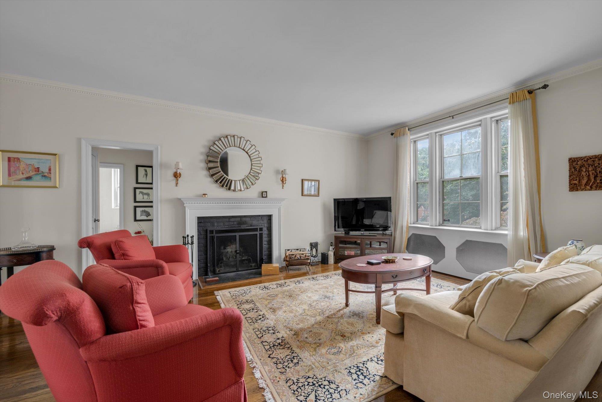 #4 photo, 68-10 108 Street, クイーンズ区 Forest Hills , NY 11375