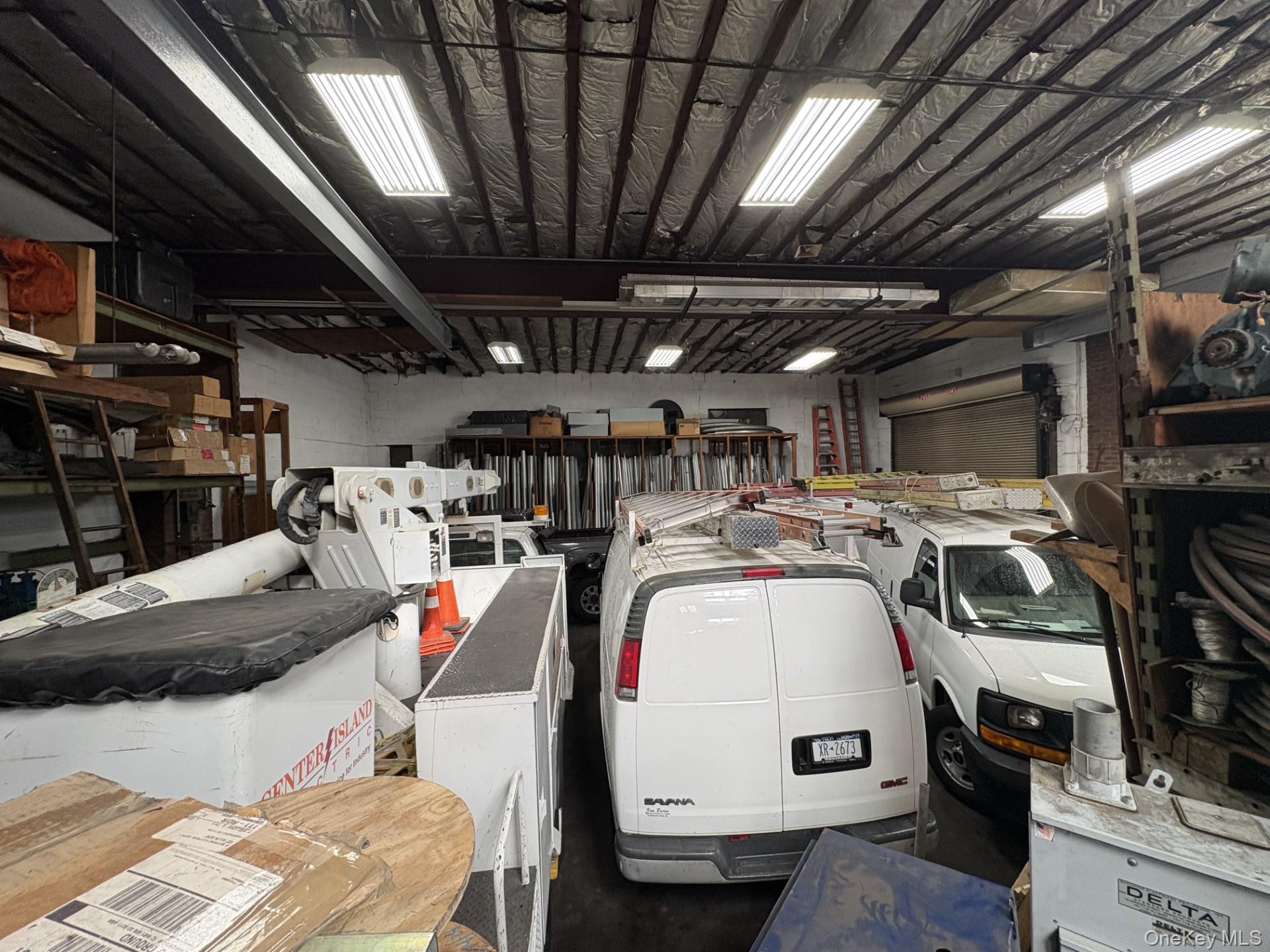 #6 photo, 96 Nassau Road, ナッソー郡 Roosevelt , NY 11575