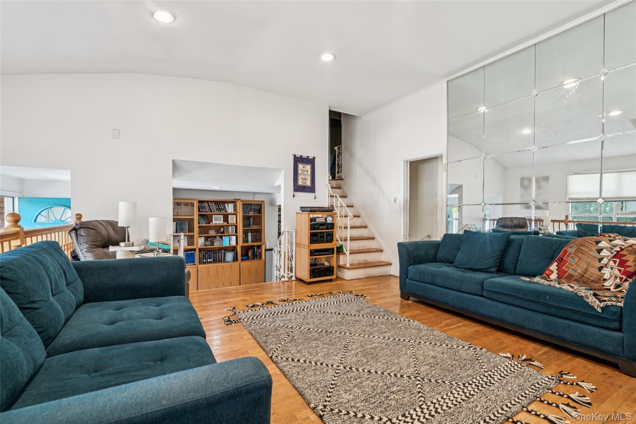 #4 photo, 219 Narrow Lane, ナッソー郡 Woodmere , NY 11598