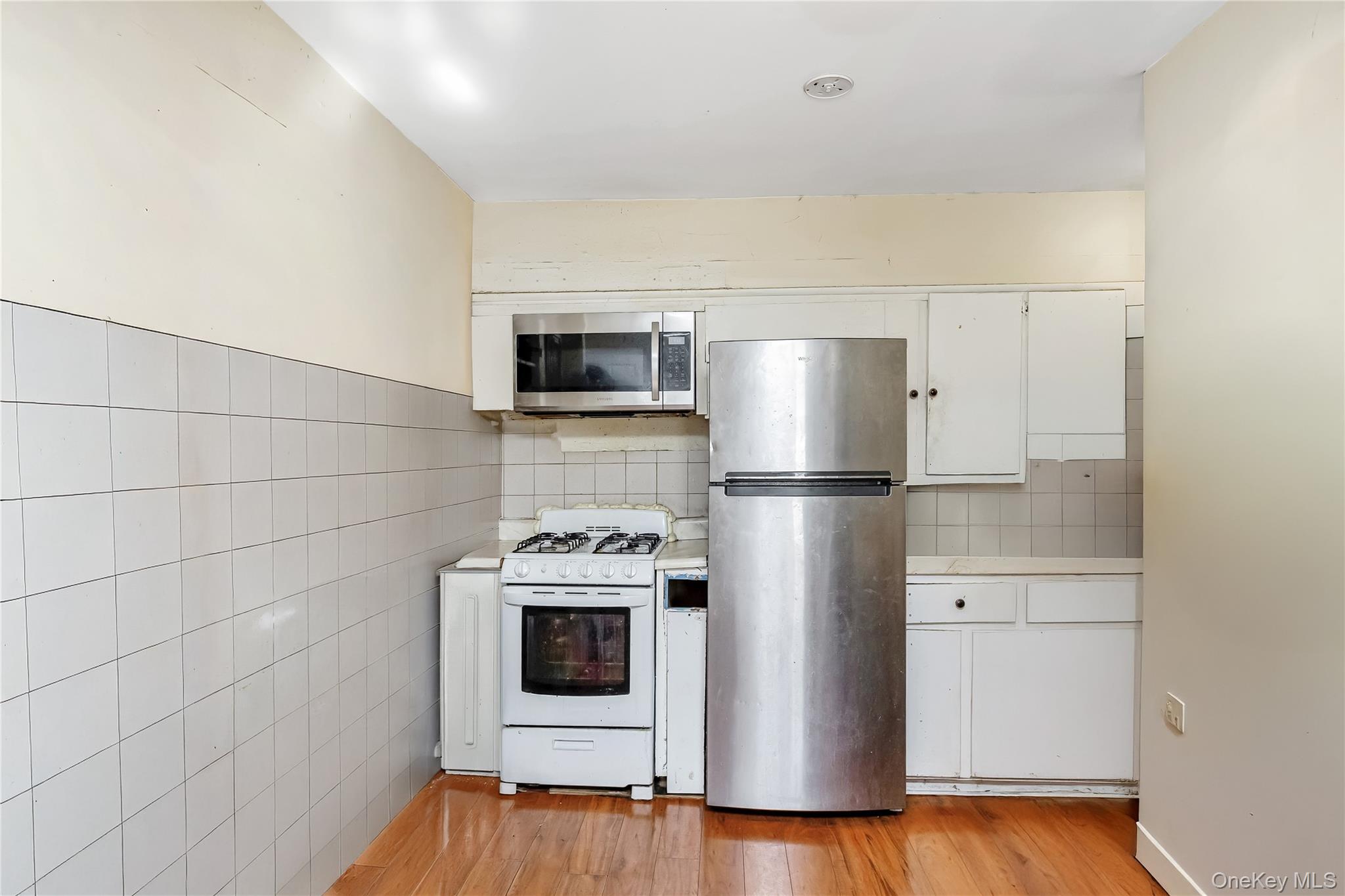 #8 photo, 49-12 69th Street, クイーンズ区 Woodside , NY 11377