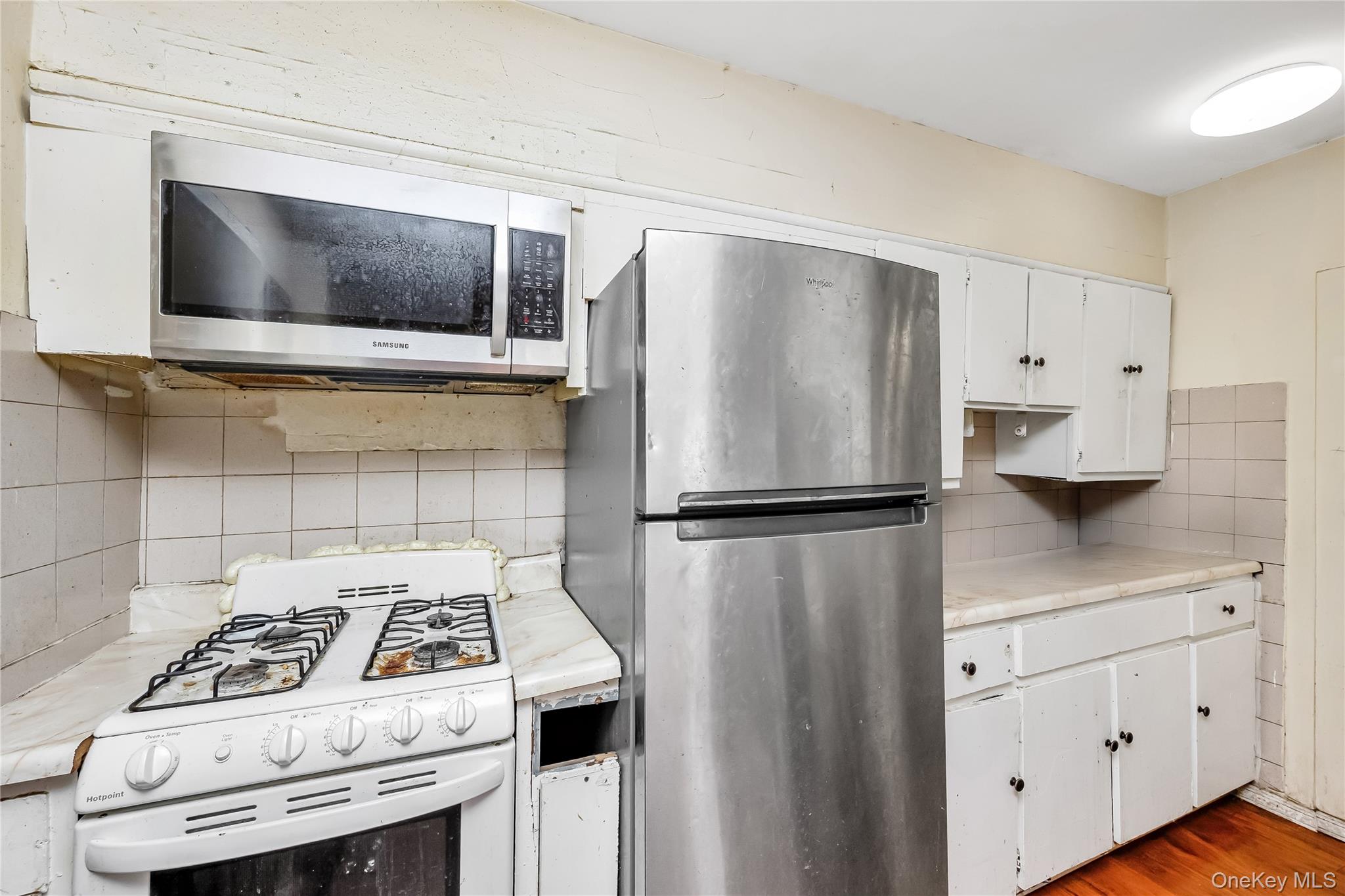 #9 photo, 49-12 69th Street, クイーンズ区 Woodside , NY 11377