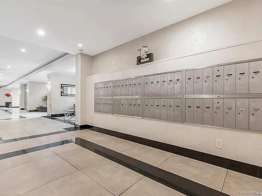 #4 photo, 64-11 99th Street, クイーンズ区 Rego Park , NY 11374