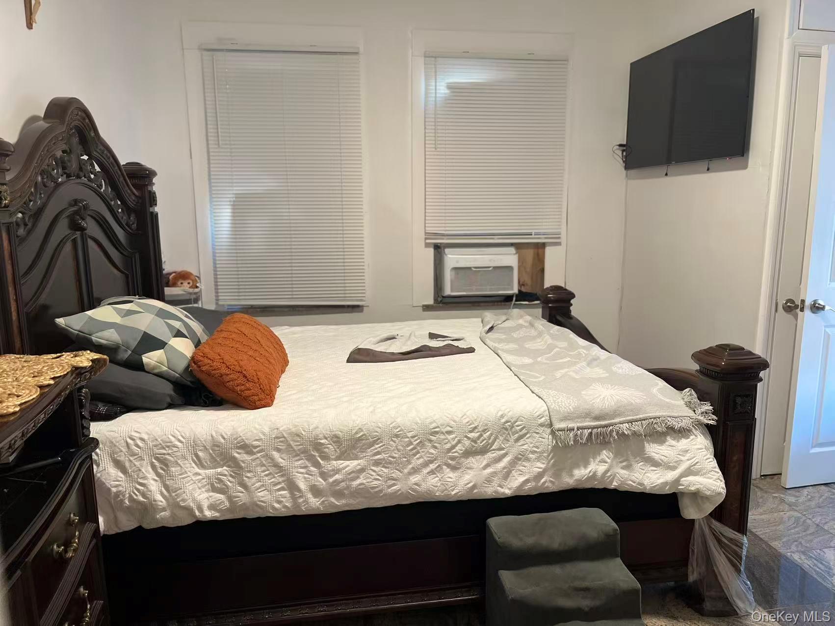 #5 photo, 13420 57th Avenue, Flushing , NY 11355