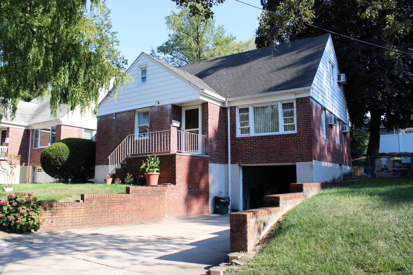 #1 photo, 20 Baker Place, Staten Island , NY 10310