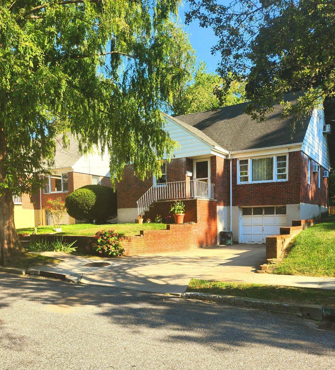 #2 photo, 20 Baker Place, Staten Island , NY 10310