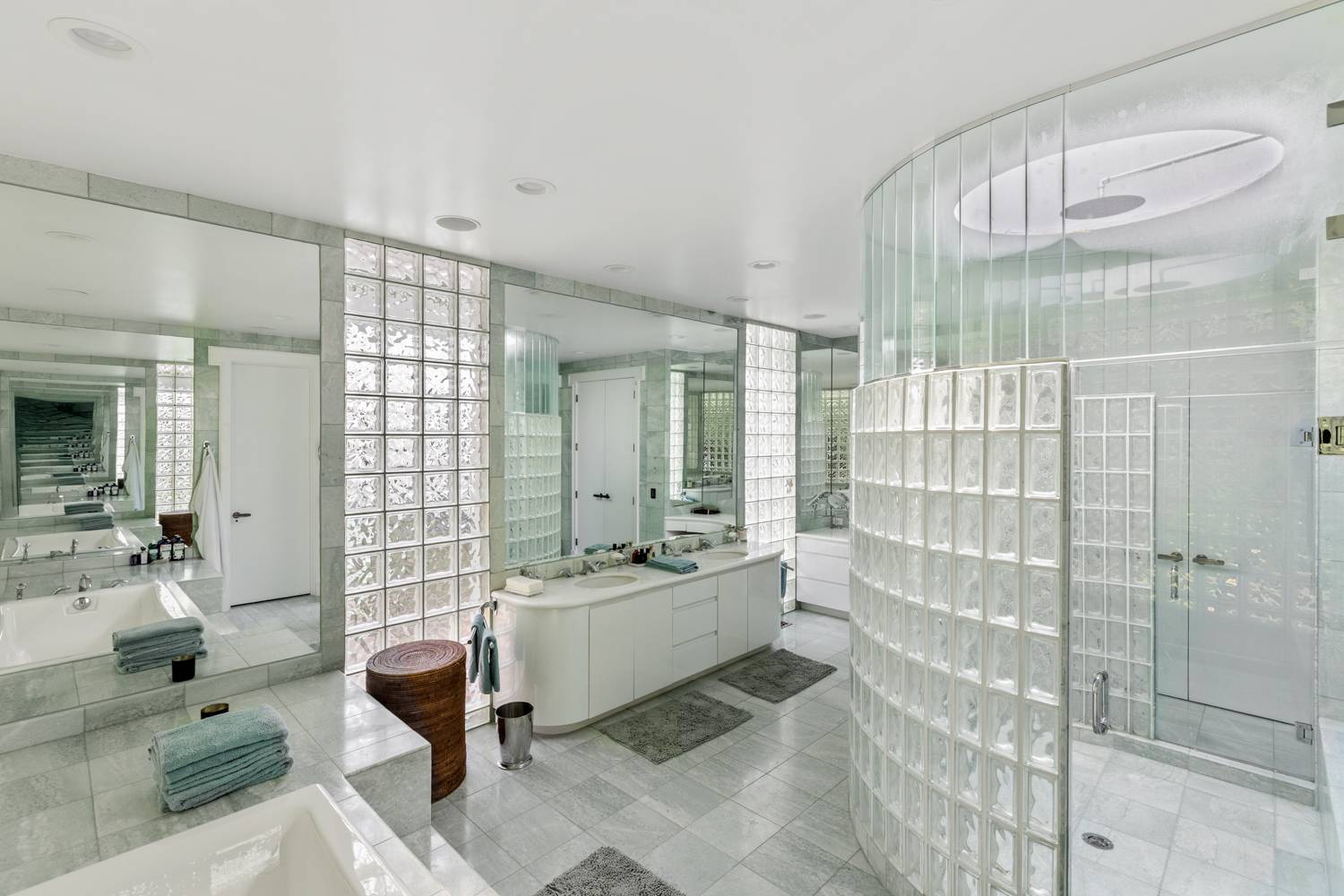 #21 photo, 12 GLEN OAK CT, サフォーク郡 Wainscott , NY 11975