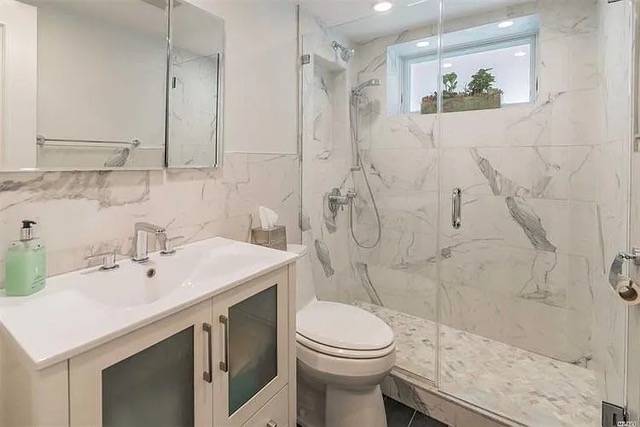 #15 photo, 211-22 34th Rd, Bayside , NY 11361