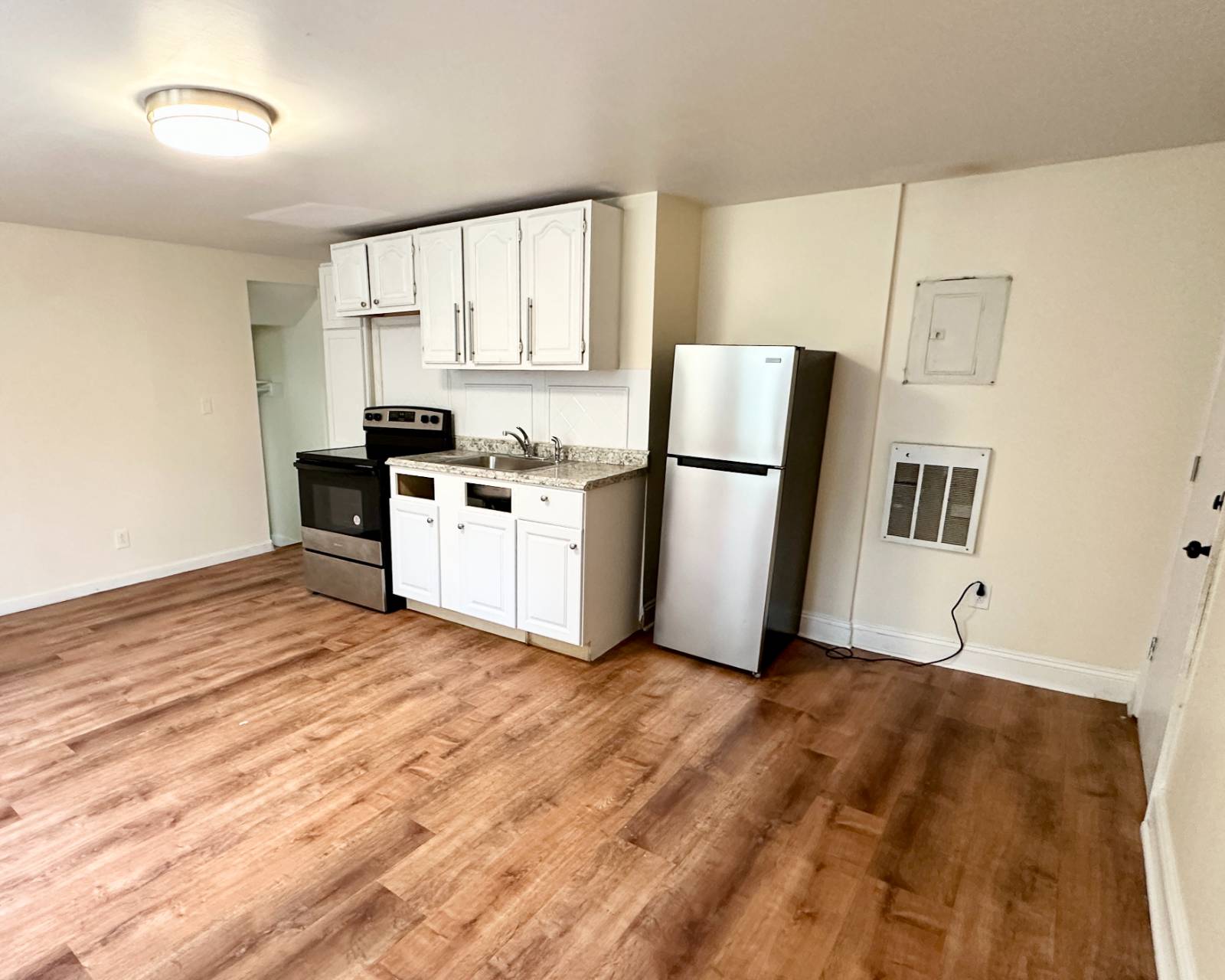 #3 photo, 199 New Scotland Ave, #5, Albany , NY 12208