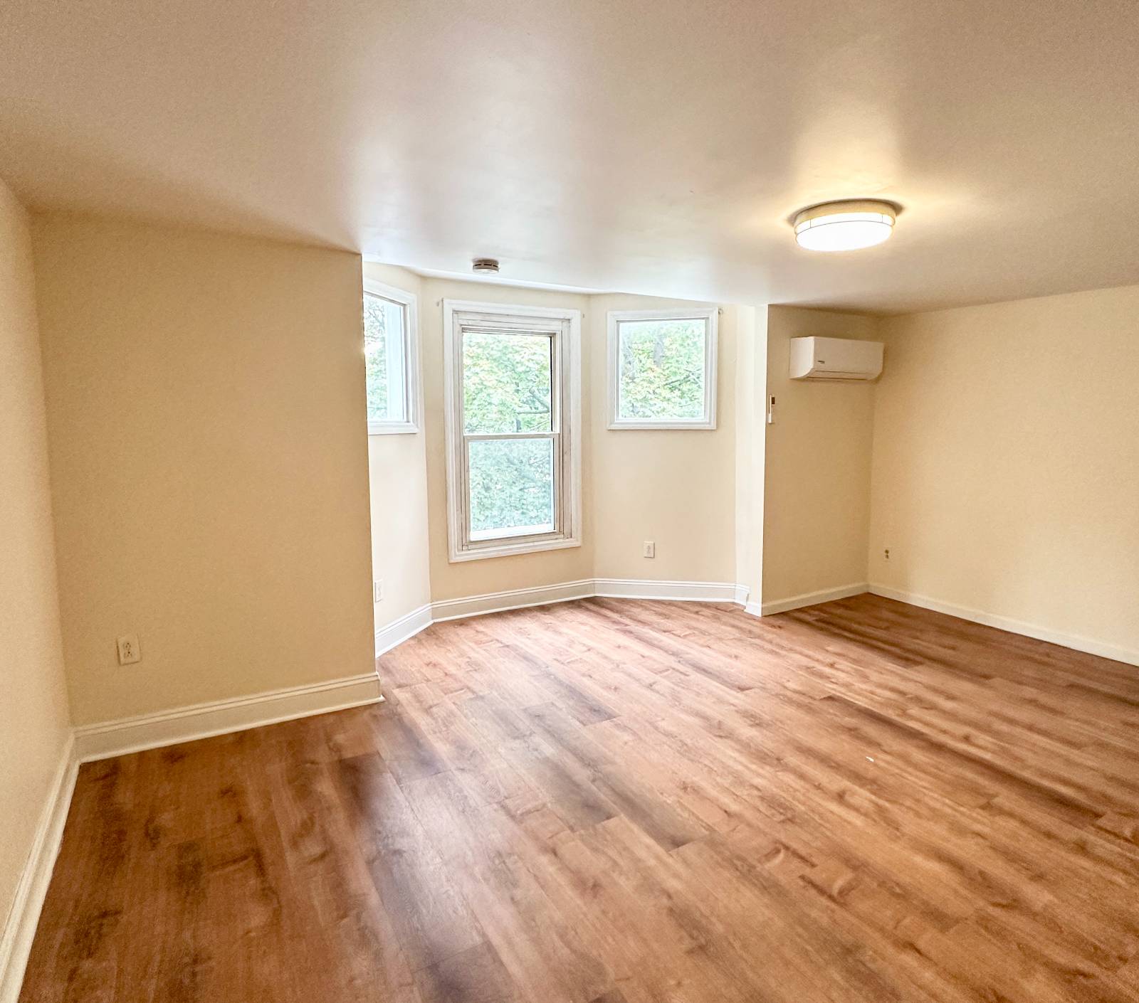 #4 photo, 199 New Scotland Ave, #5, Albany , NY 12208