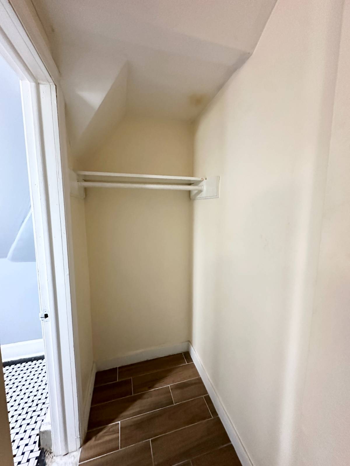 #6 photo, 199 New Scotland Ave, #5, Albany , NY 12208