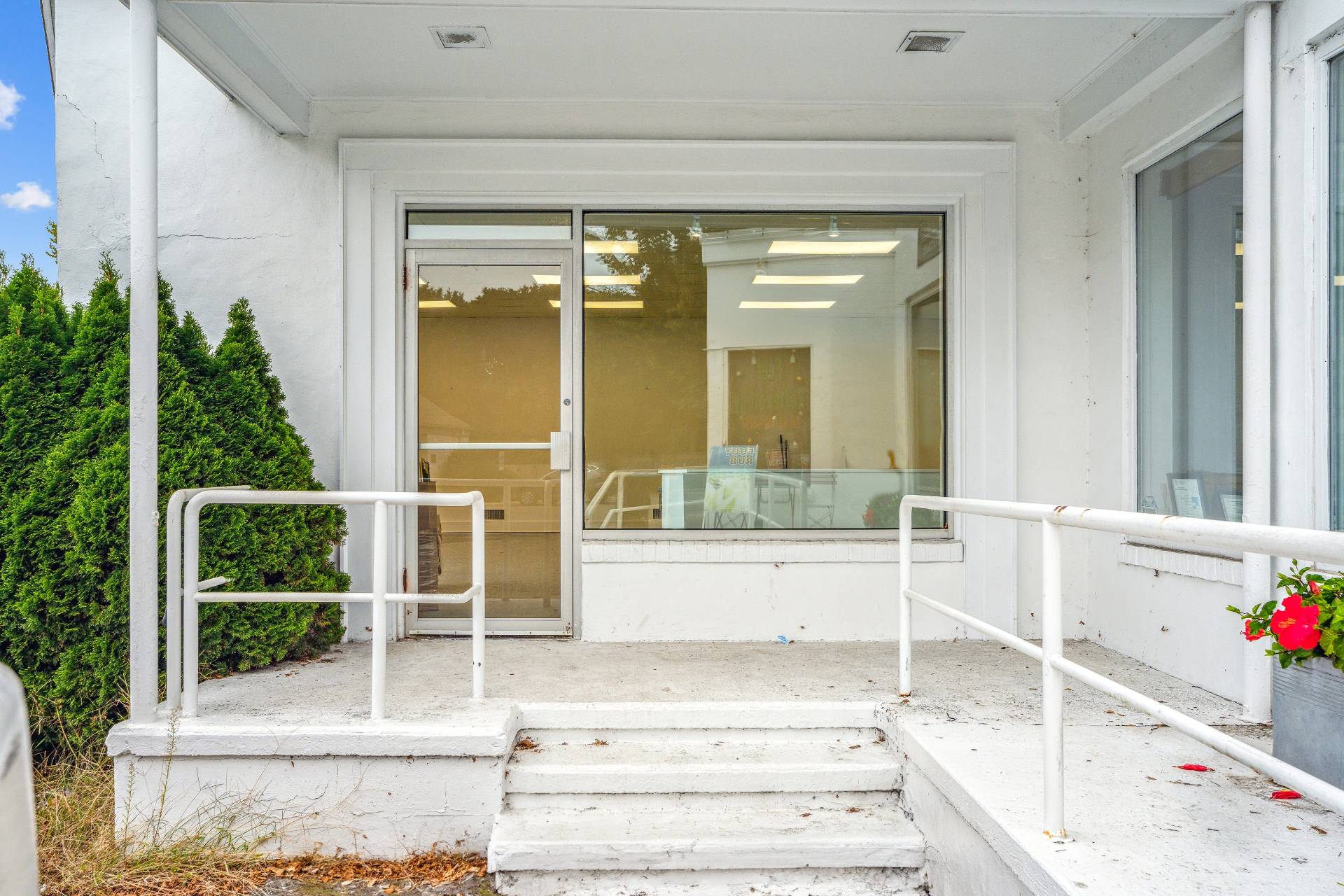 #12 photo, 53 The Circle, サフォーク郡 East Hampton , NY 11937