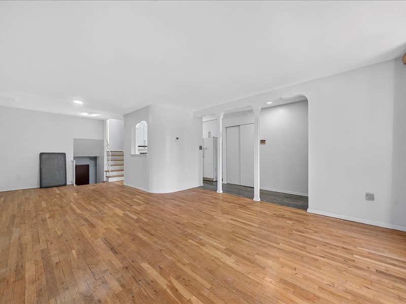 #11 photo, 1259 East 68th St, ブルックリン区 Bergen Beach , NY 11234