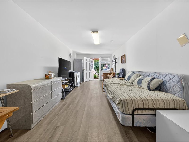 #42 photo, 1259 East 68th St, ブルックリン区 Bergen Beach , NY 11234