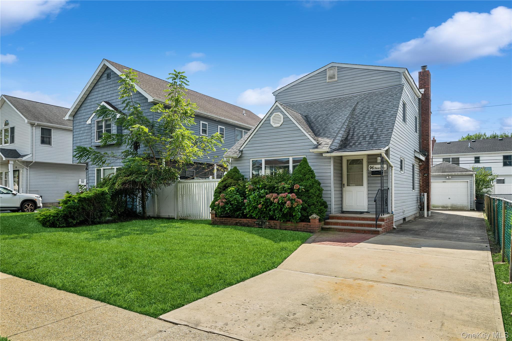 #2 photo, 96 Beach Drive, Merrick , NY 11566