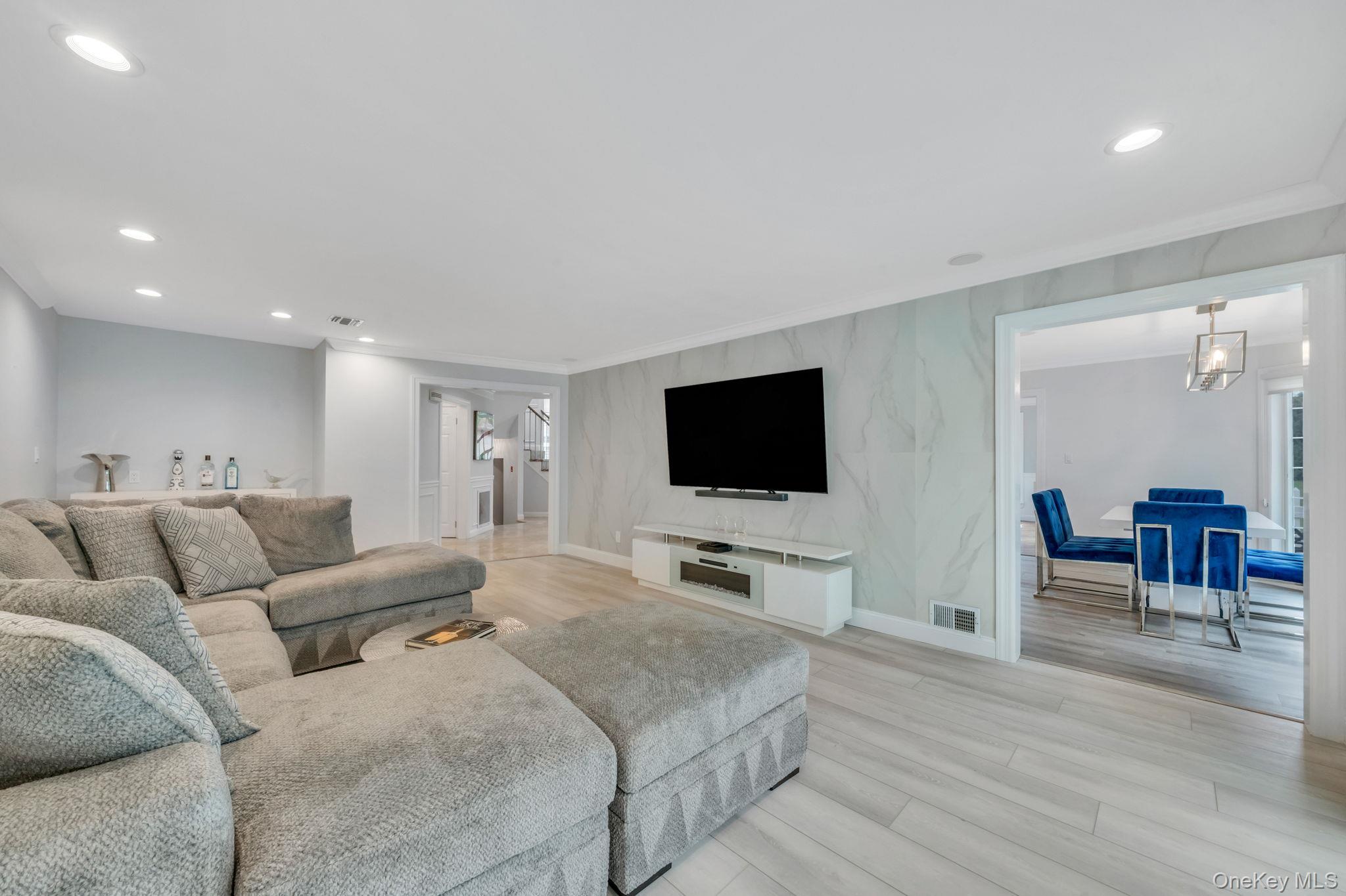 #15 photo, 52 Hamlet Drive, サフォーク郡 Commack , NY 11725