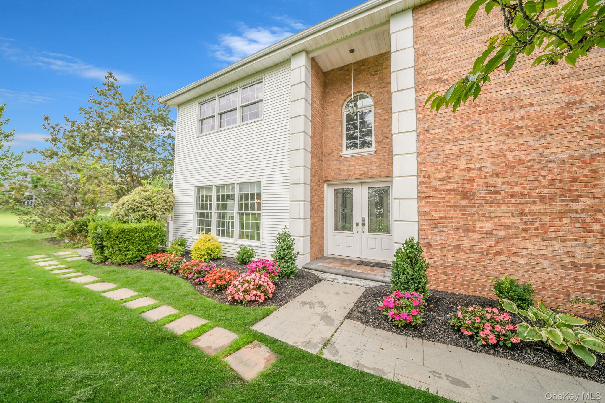 #2 photo, 52 Hamlet Drive, サフォーク郡 Commack , NY 11725