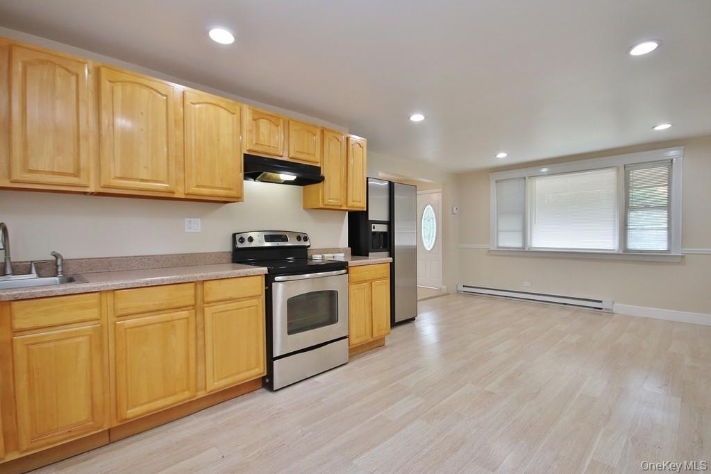 #1 photo, 208 Myrtle Ave, Mahopac , NY 10541