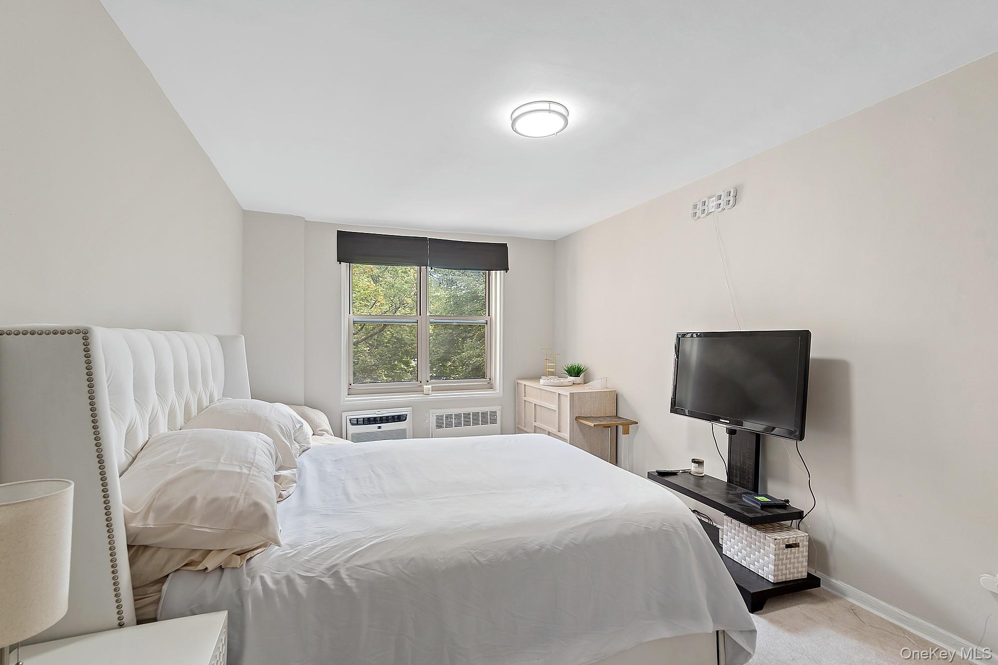 #13 photo, 629 Kappock Street, Bronx , NY 10463