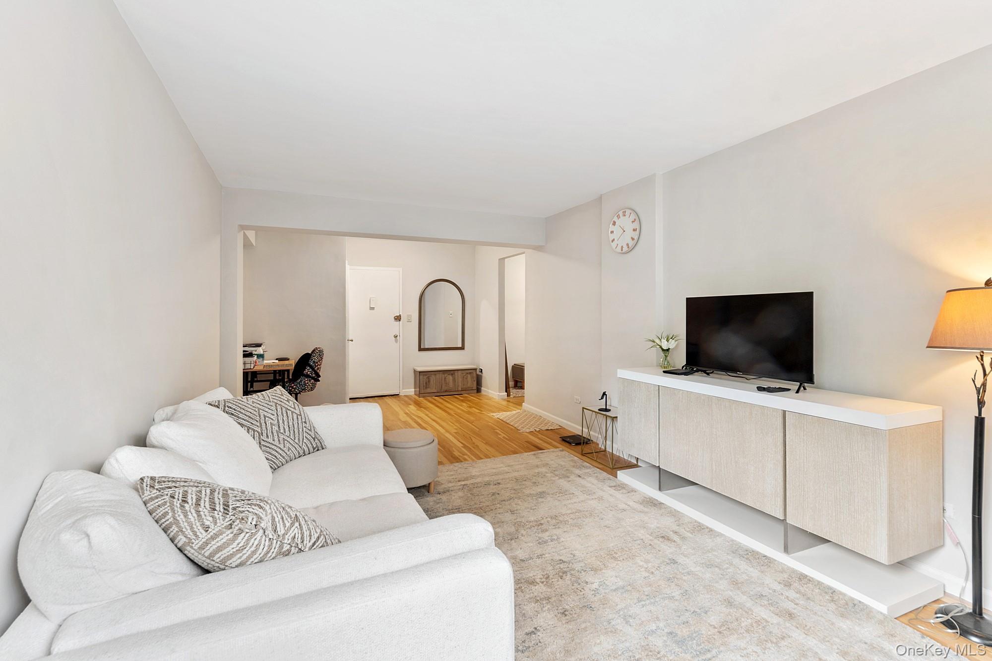 #5 photo, 629 Kappock Street, Bronx , NY 10463