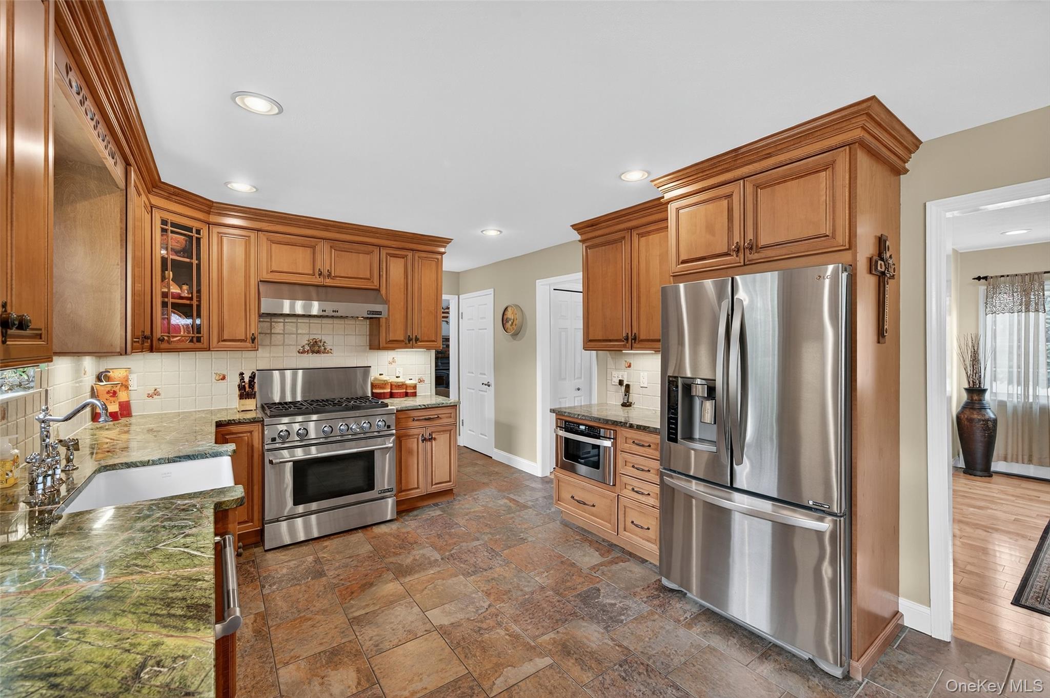 #15 photo, 16 Puritan Lane, Washingtonville , NY 10992