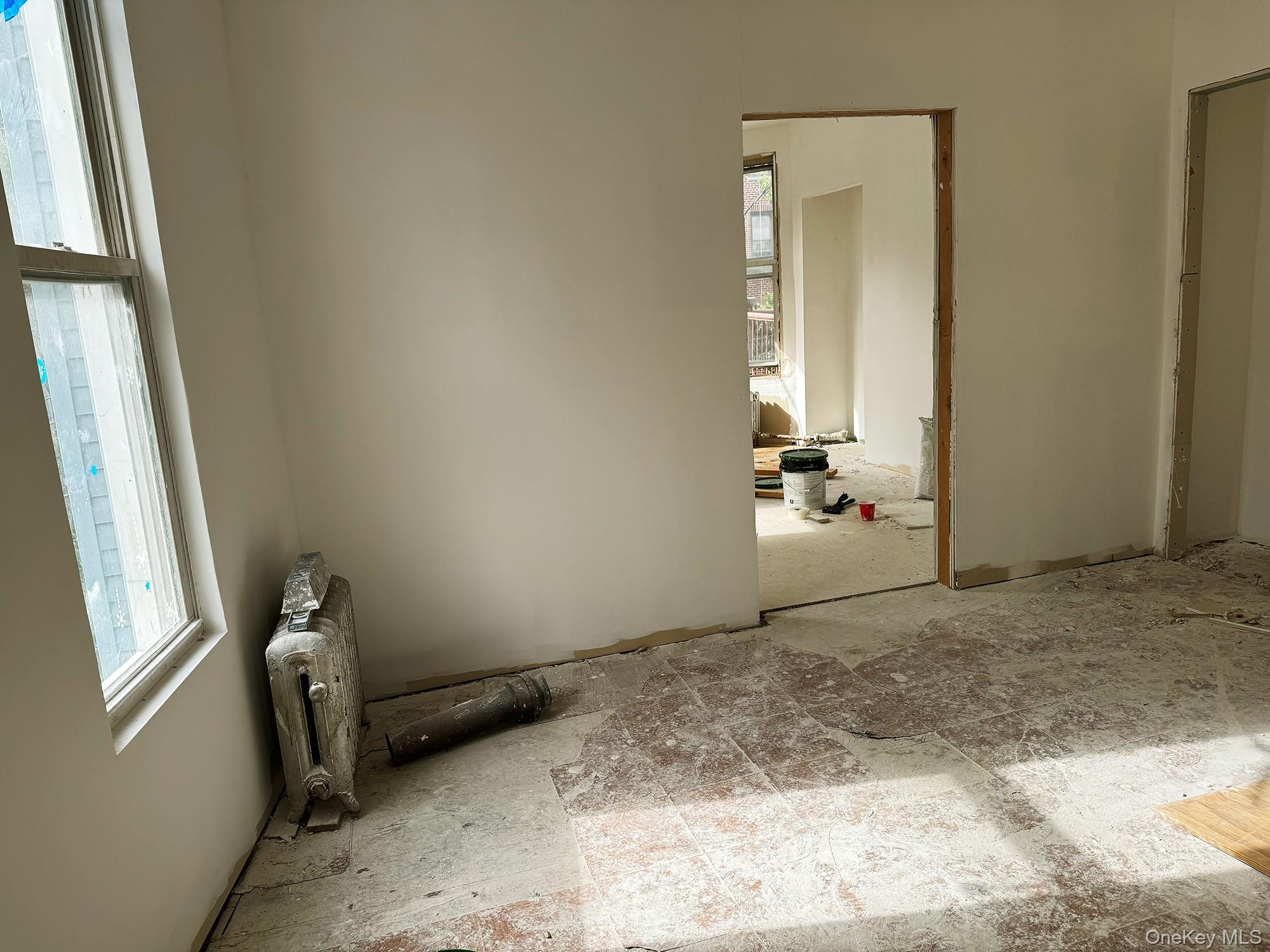 #6 photo, 2249 Bassford Avenue, Bronx , NY 10457