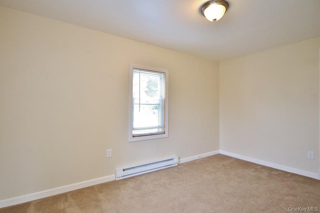 #7 photo, 208 Myrtle Ave, Mahopac , NY 10541