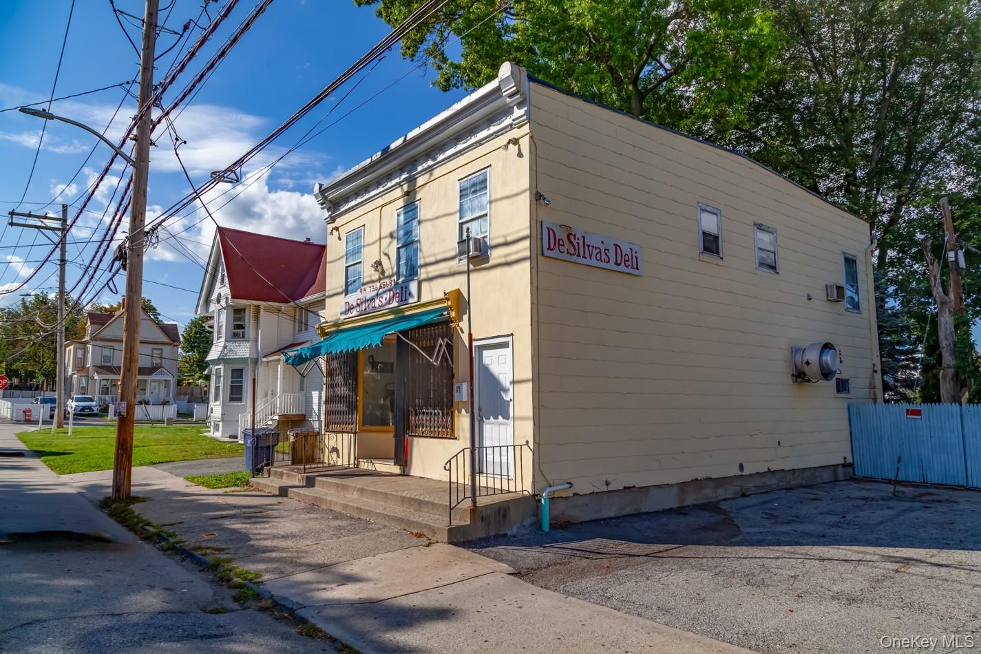 #4 photo, 808 Elm Street, Peekskill , NY 10566