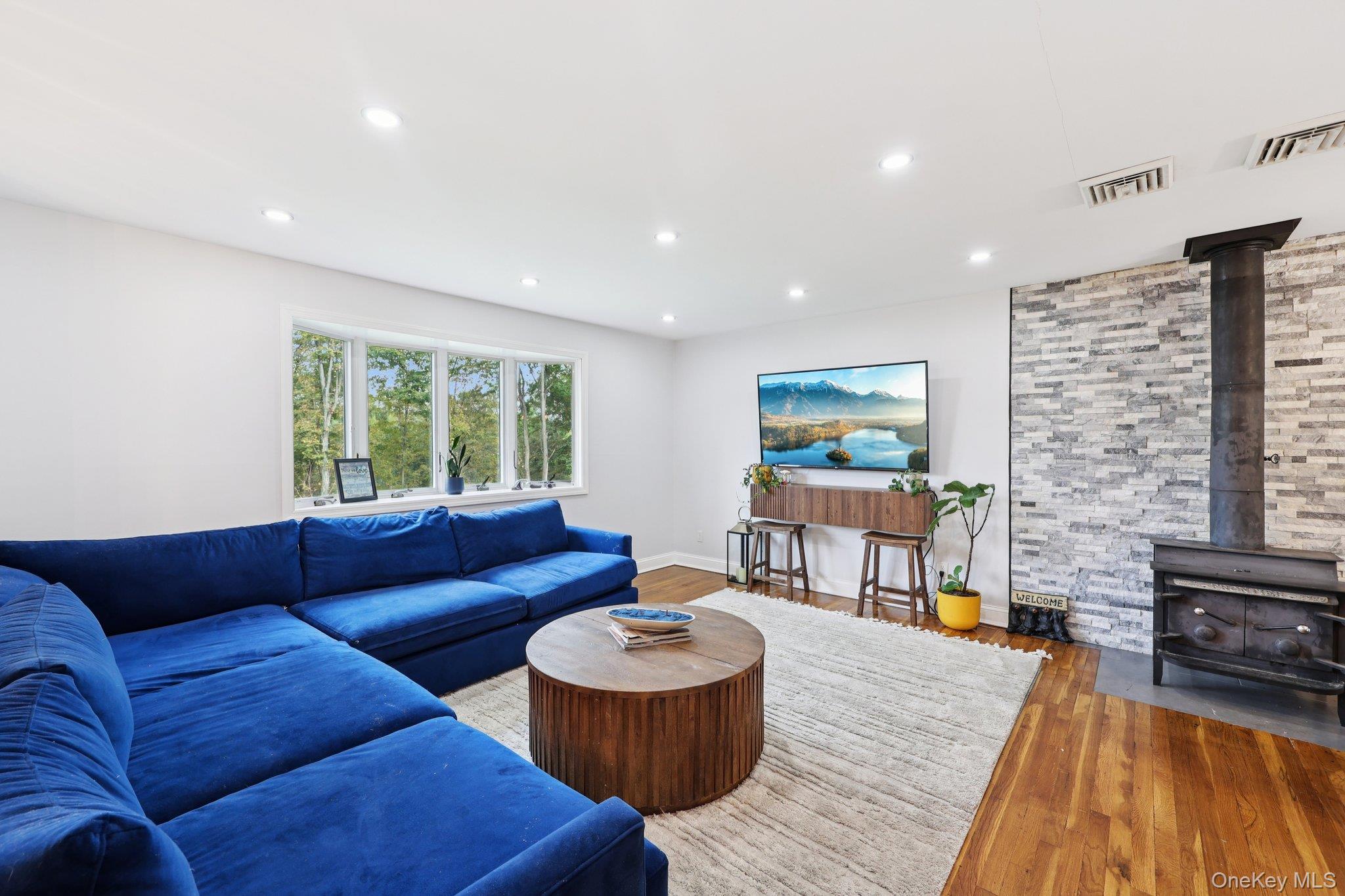 #8 photo, 105 Old Road, Brewster , NY 10509