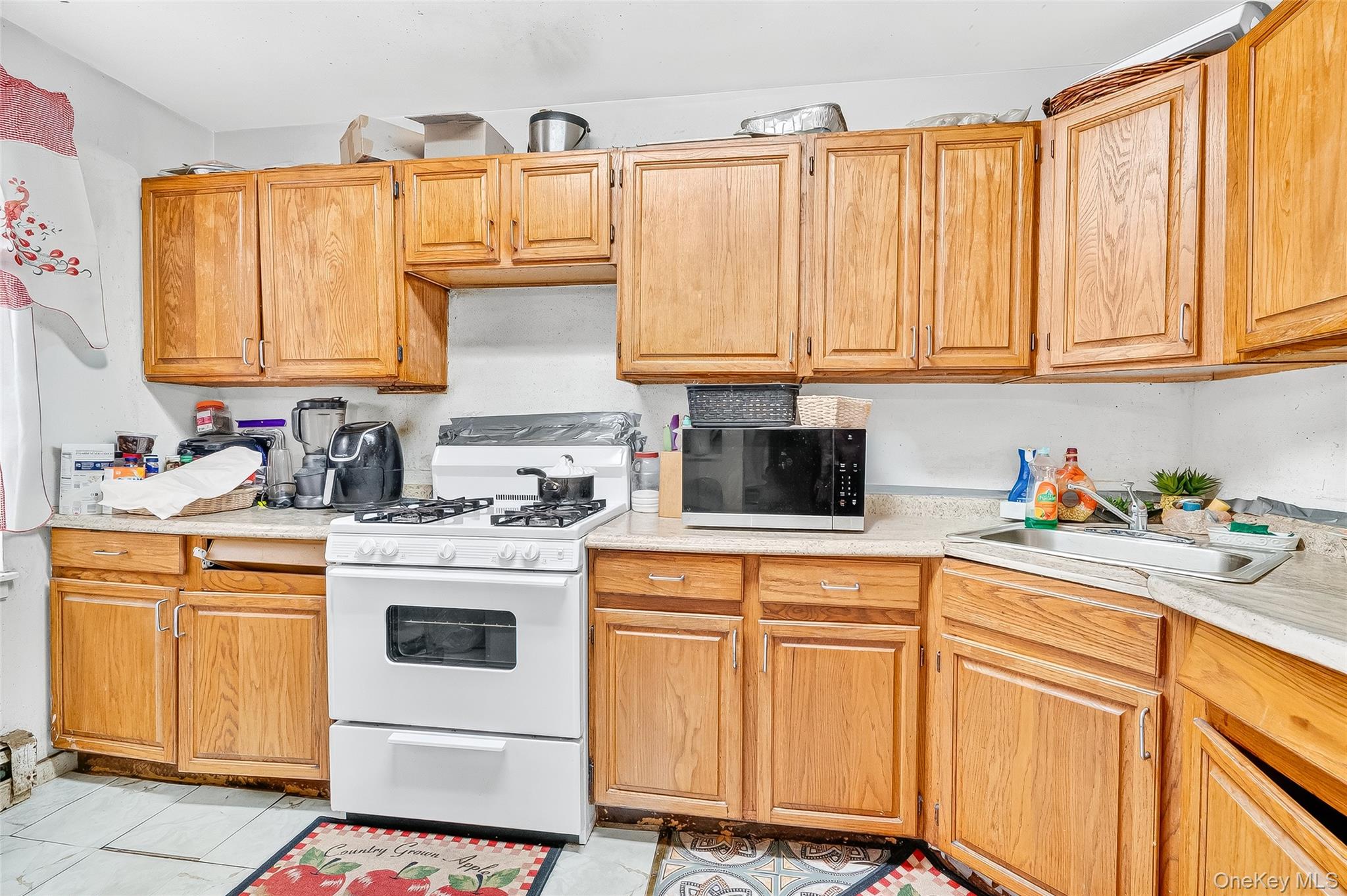 #14 photo, 142 W 175th Street, Bronx , NY 10453