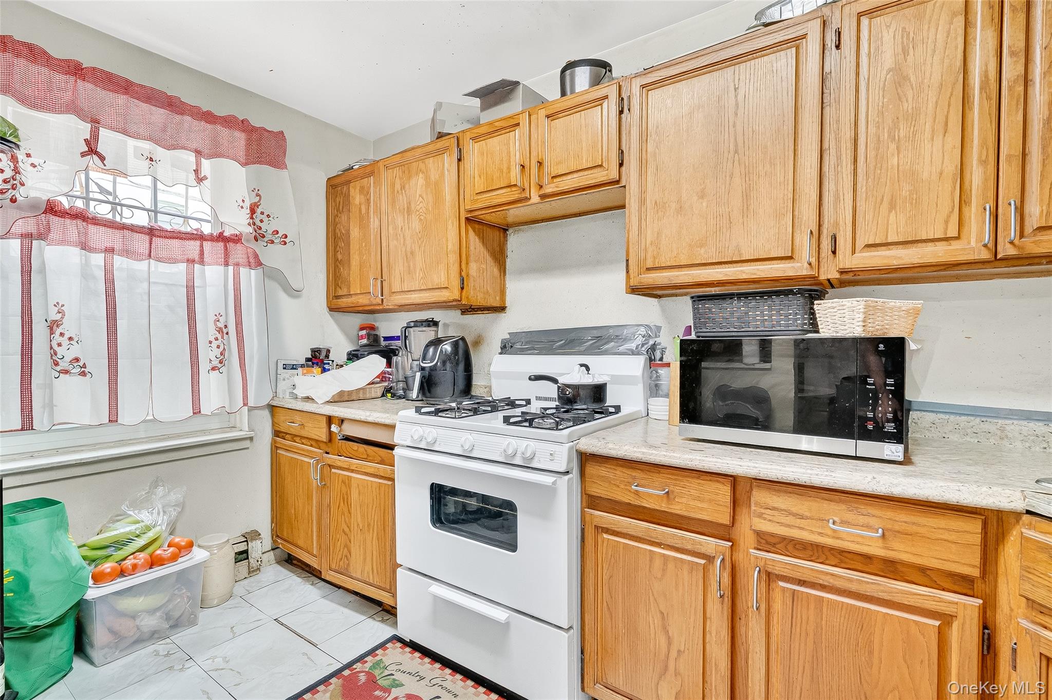 #15 photo, 142 W 175th Street, Bronx , NY 10453