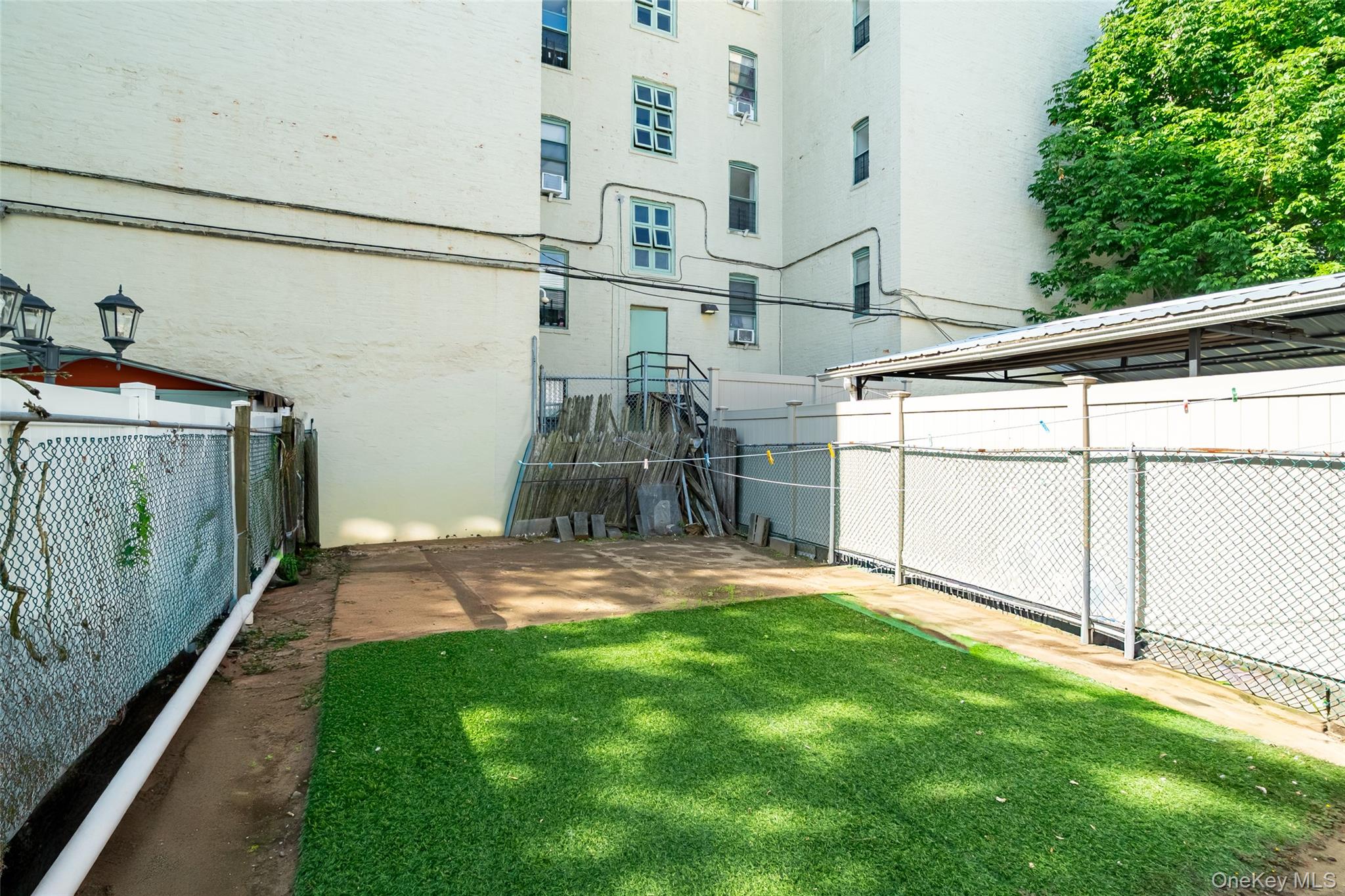 #17 photo, 142 W 175th Street, Bronx , NY 10453