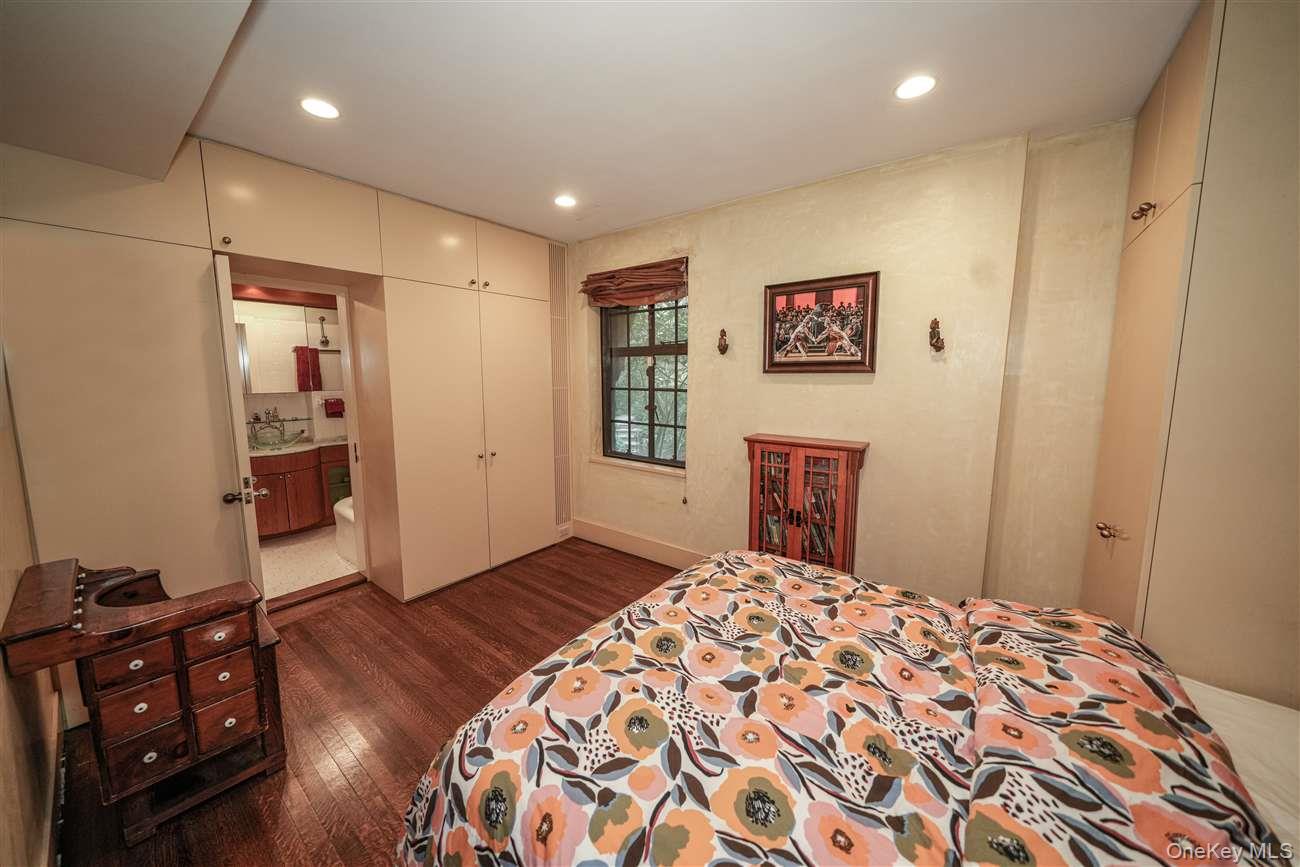 #11 photo, 2501 Palisade Avenue, Bronx , NY 10463