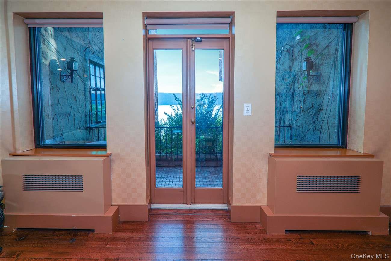 #8 photo, 2501 Palisade Avenue, Bronx , NY 10463