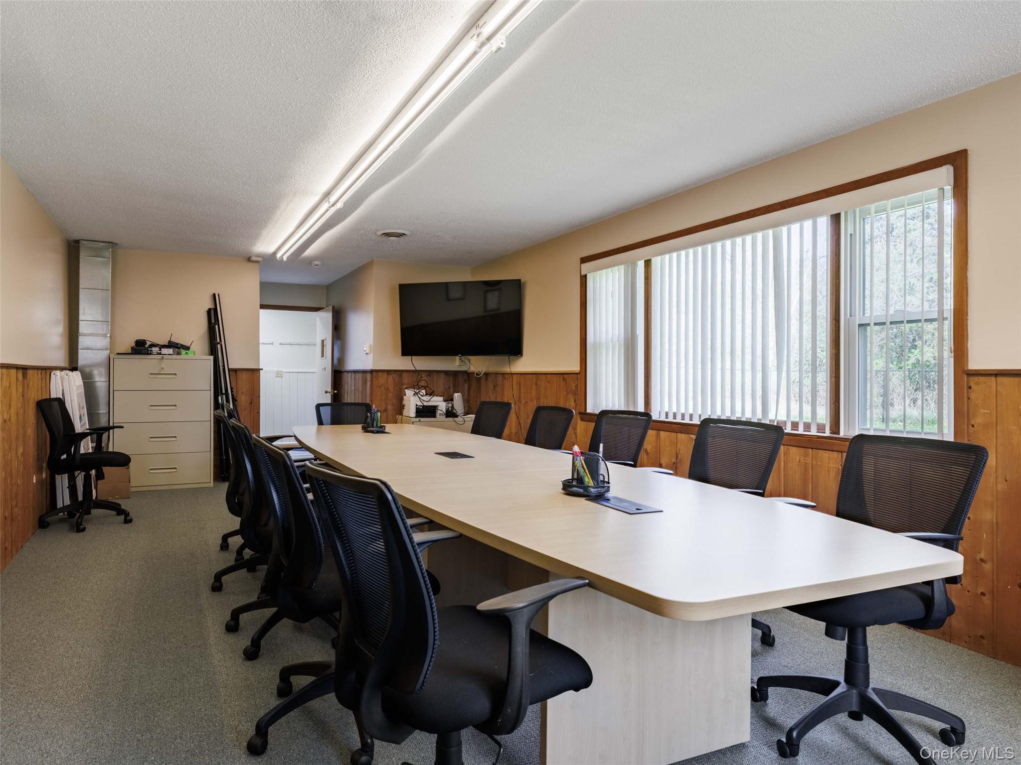 #19 photo, 337 Fairview Avenue, Hudson , NY 12534